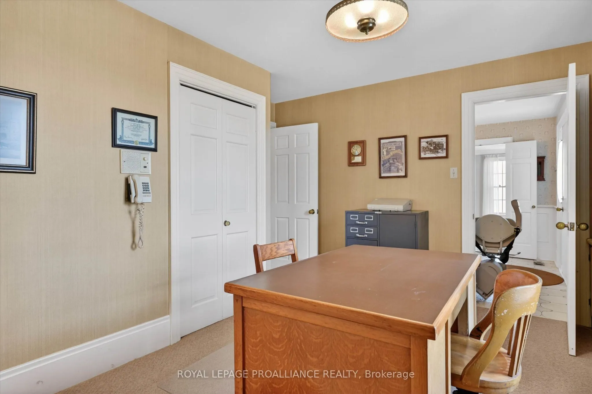 1285 Brealey Drive