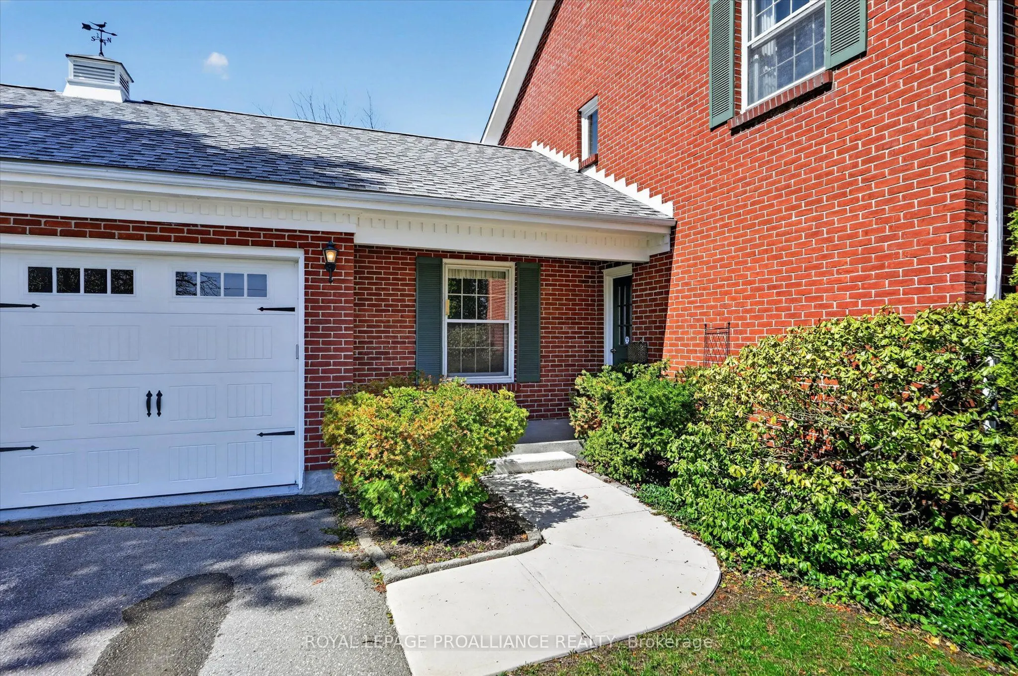 1285 Brealey Drive