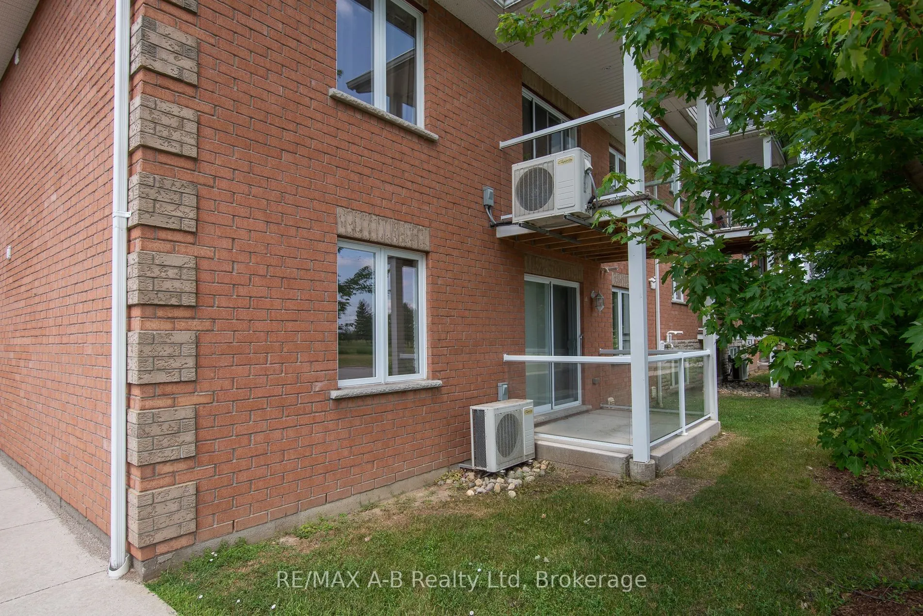 148 Borden Street #1