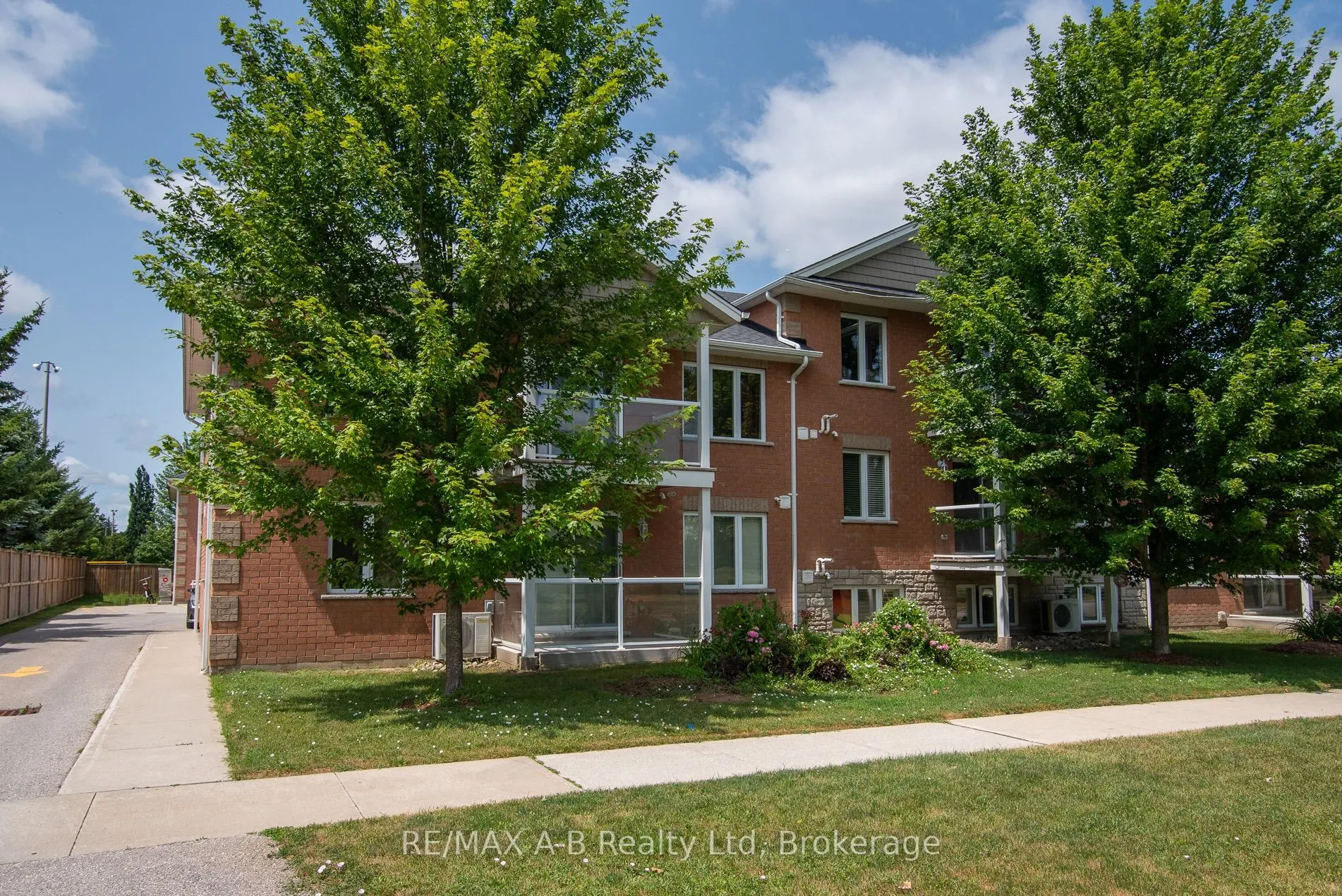 148 Borden Street #1