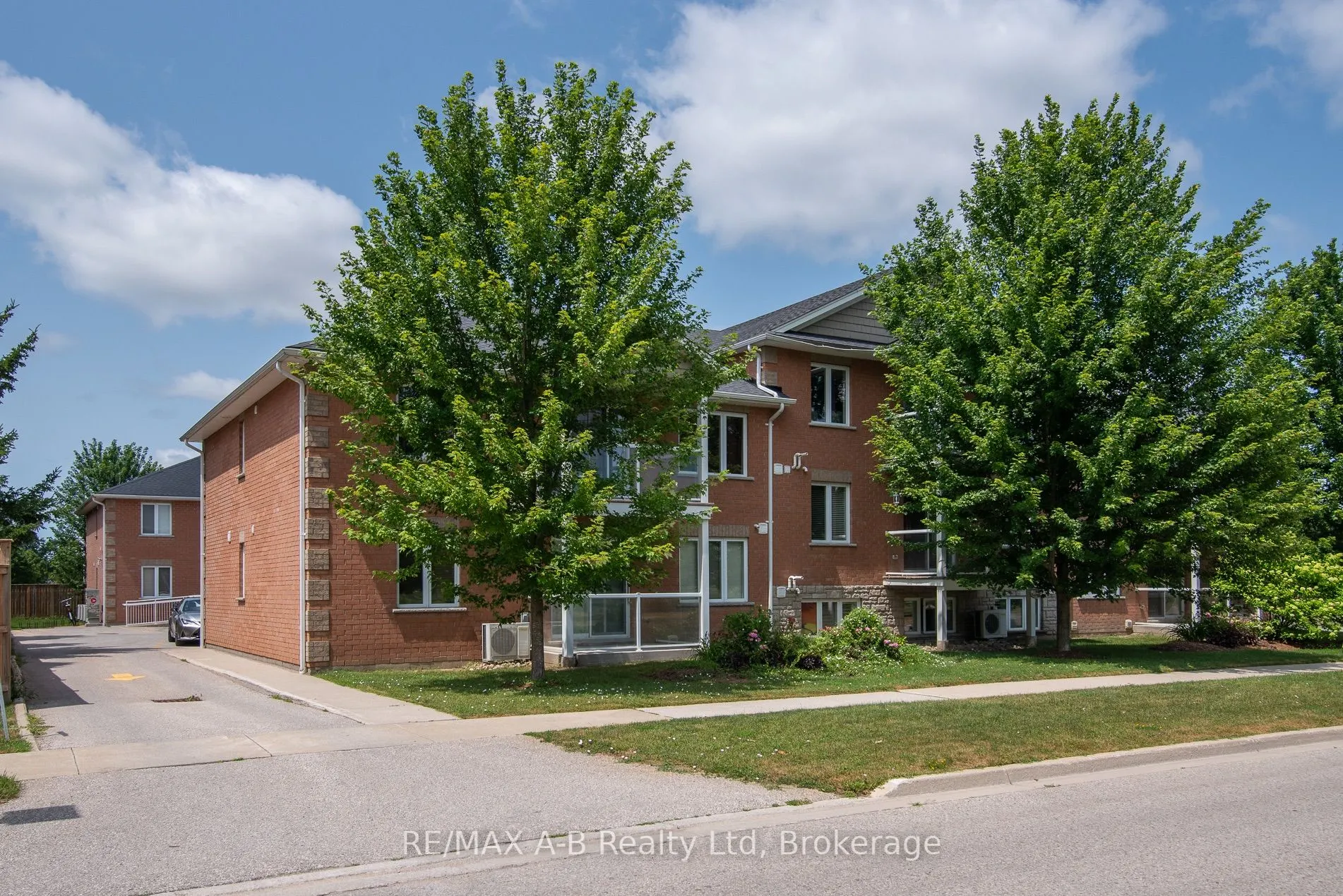 148 Borden Street #1