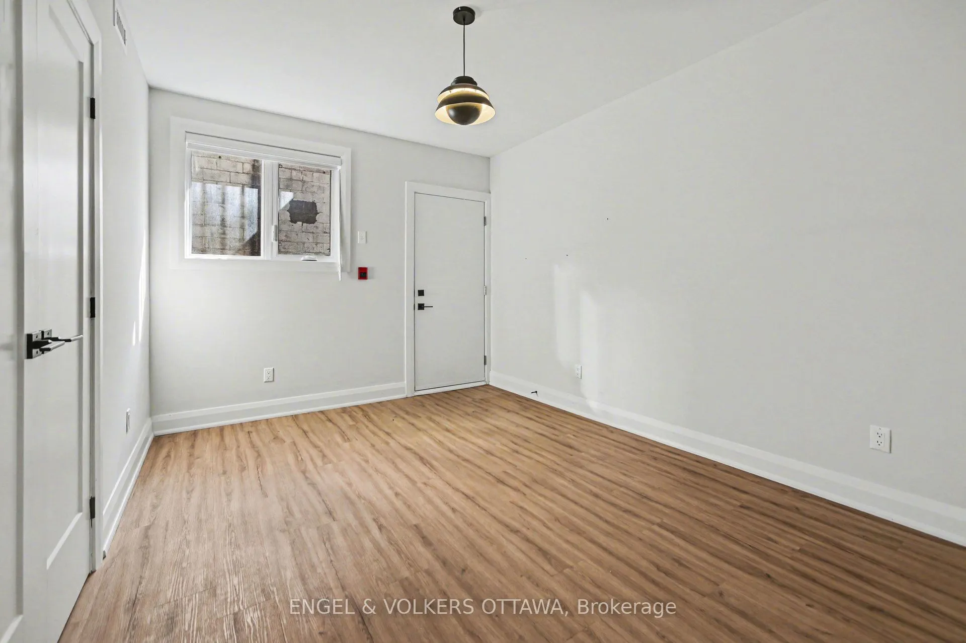35 Monk Street #1