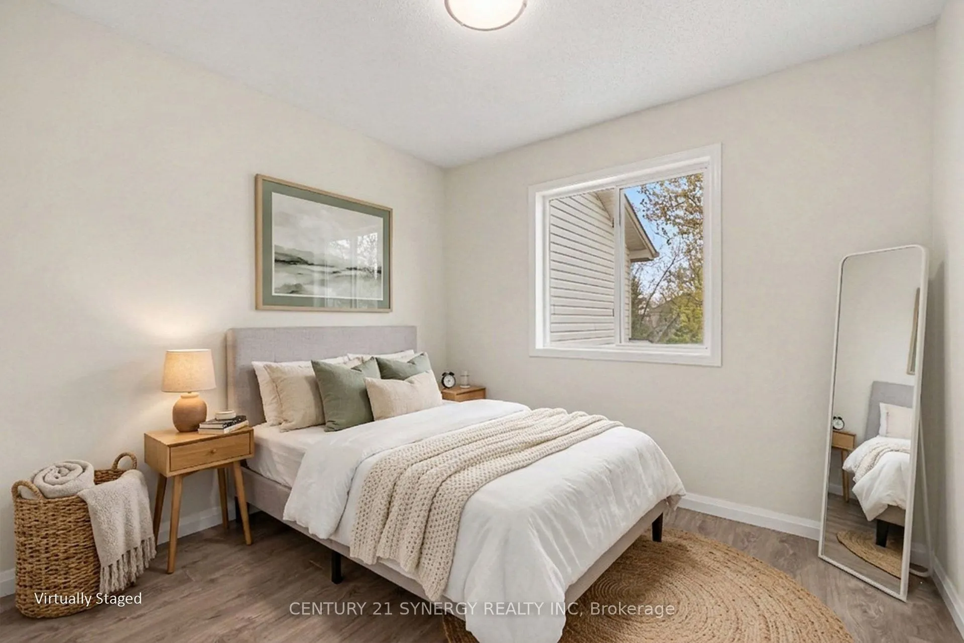 54 Meadowcroft Crescent