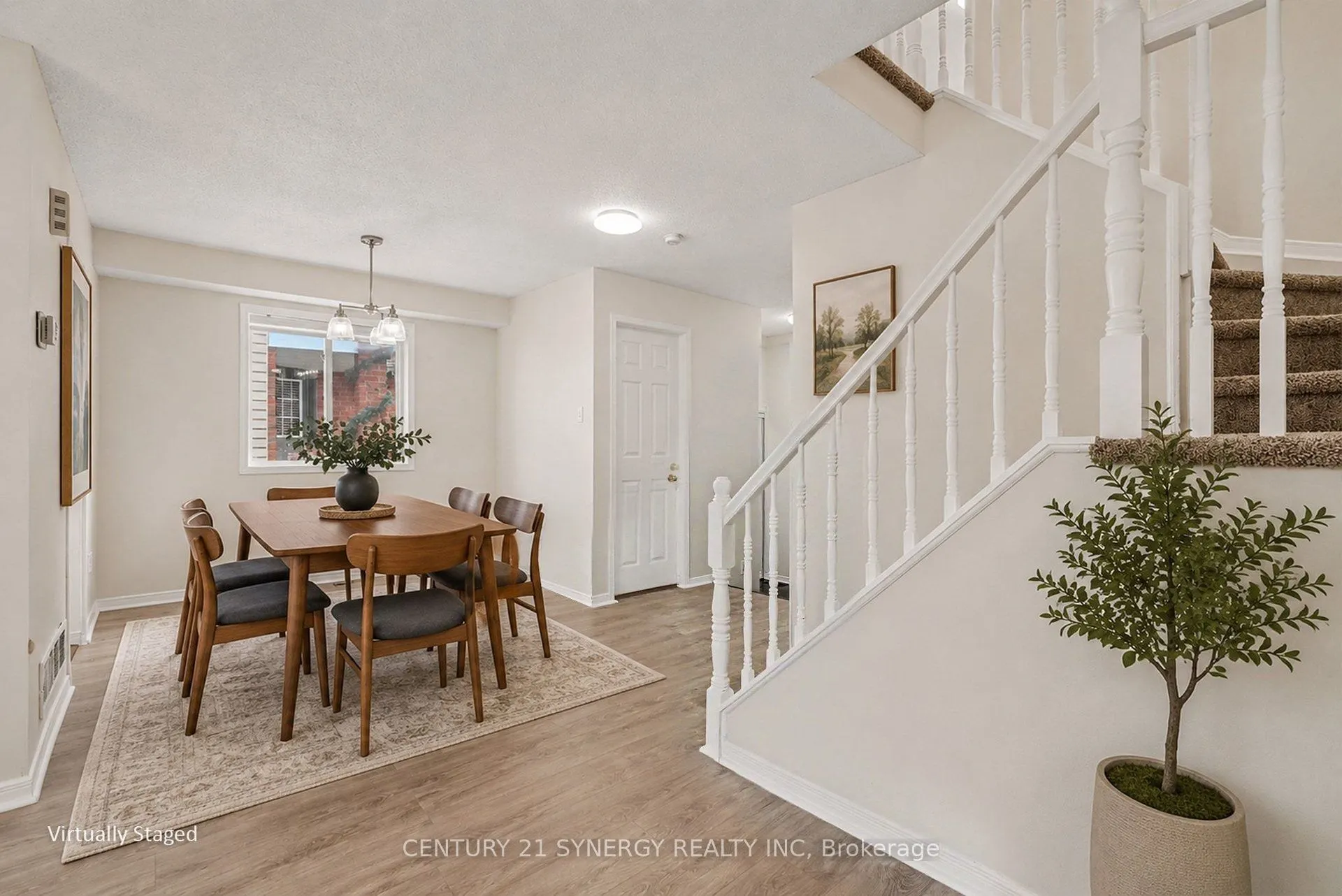 54 Meadowcroft Crescent