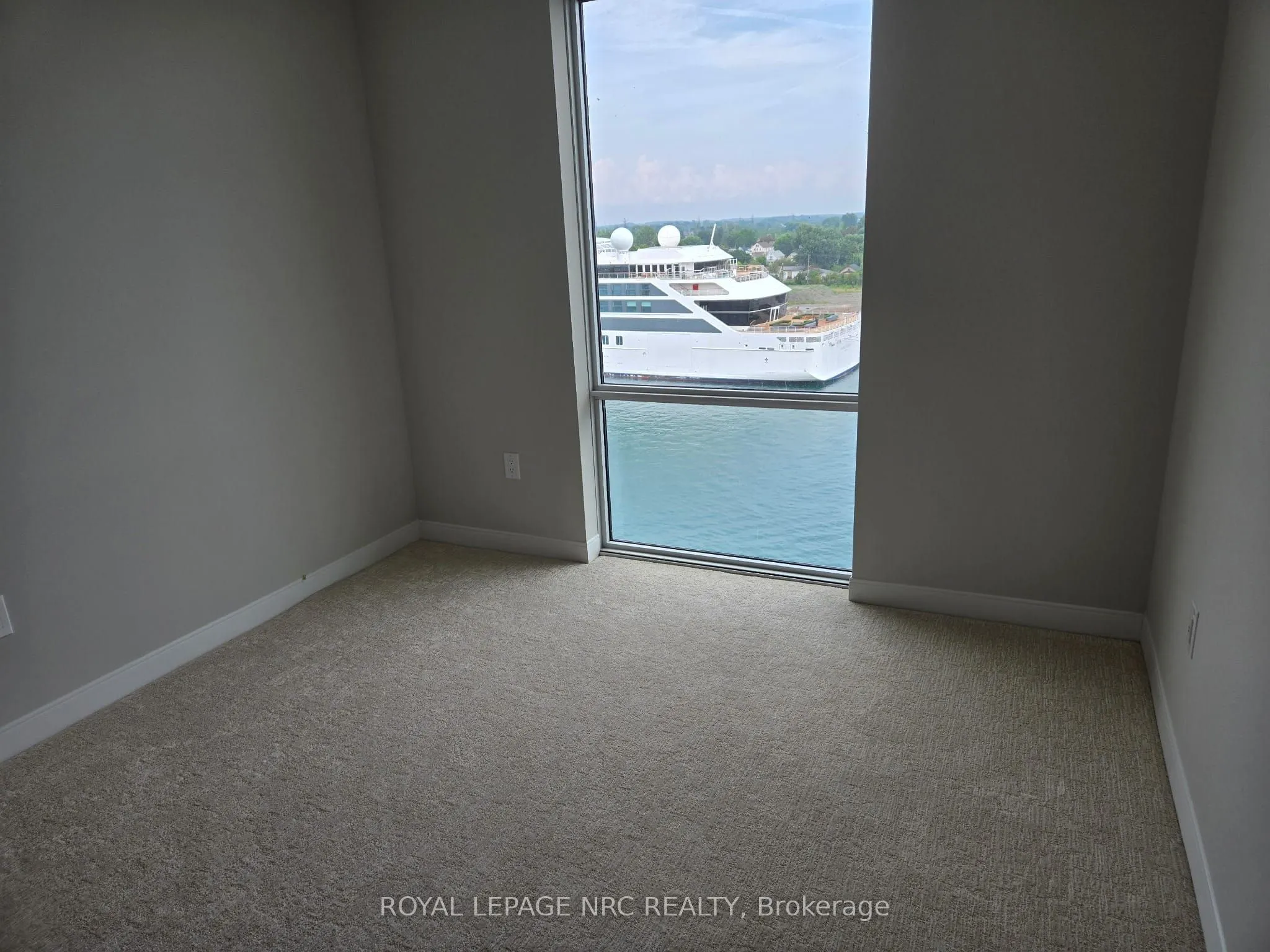 118 West Street #707