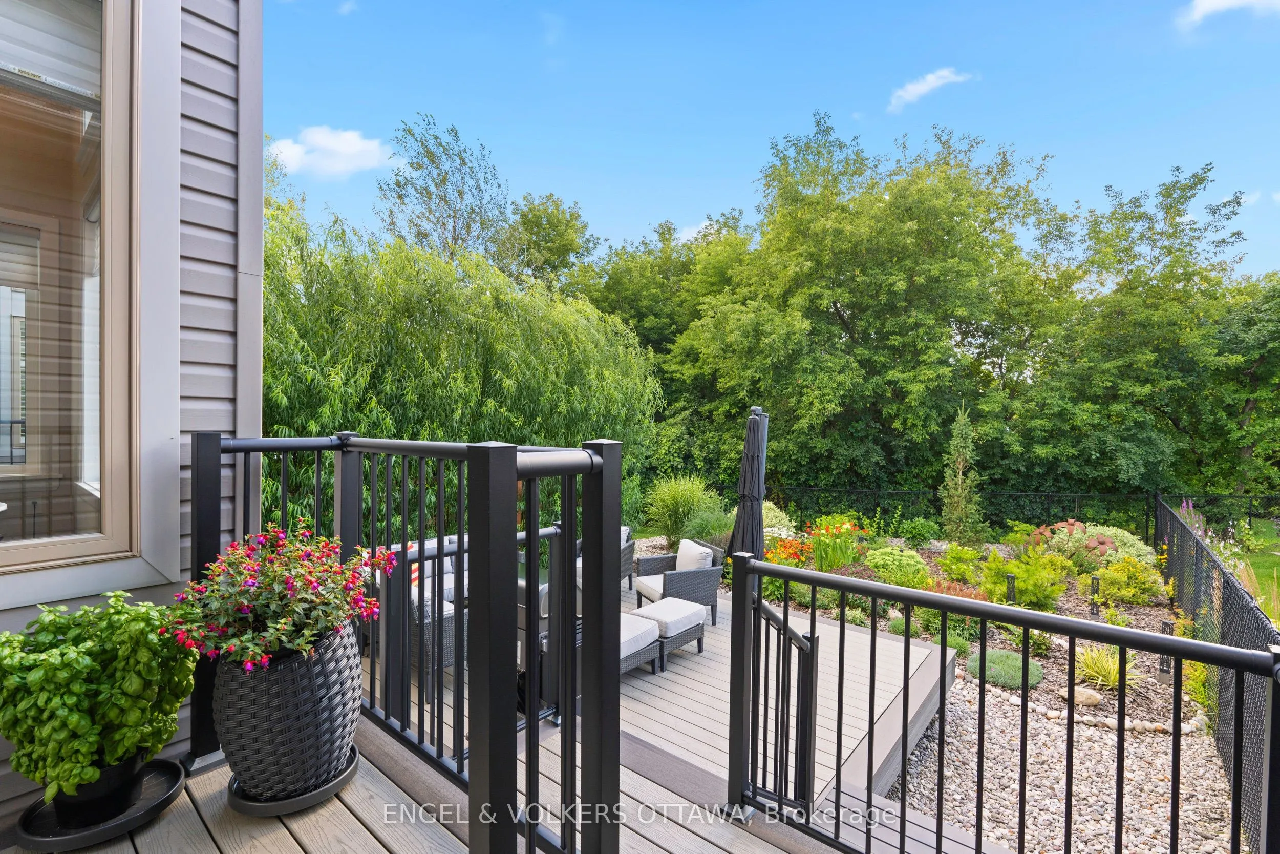 147 Blackhorse Drive