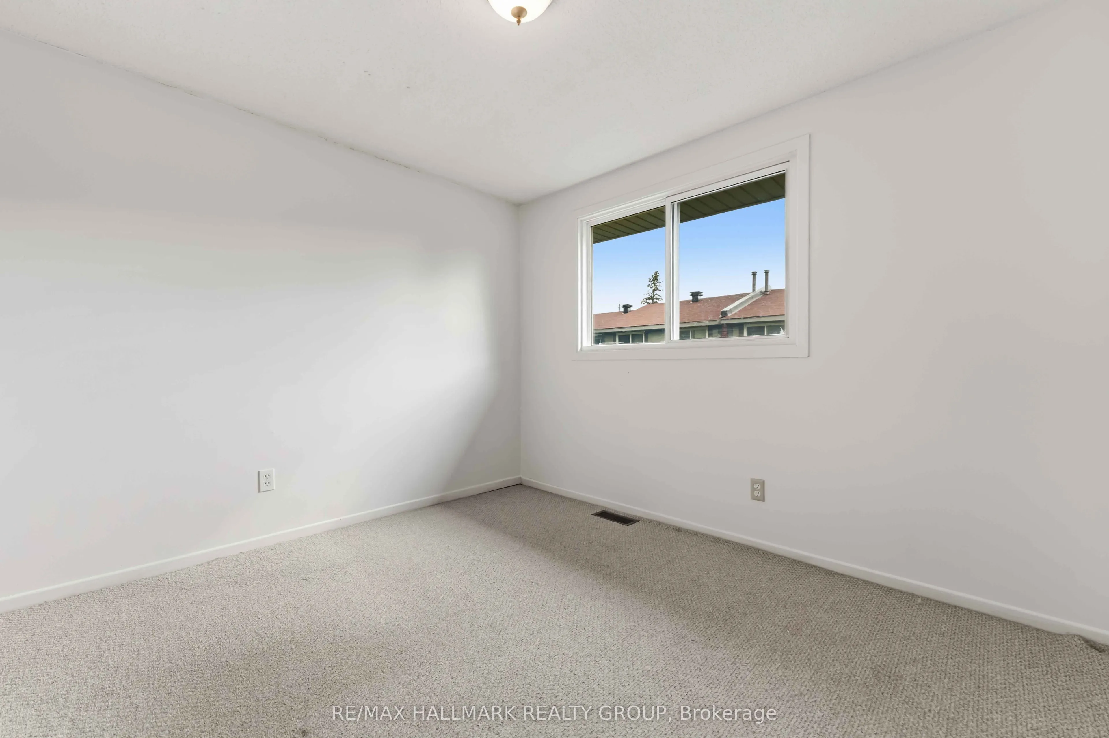 193 Pickford Drive #17