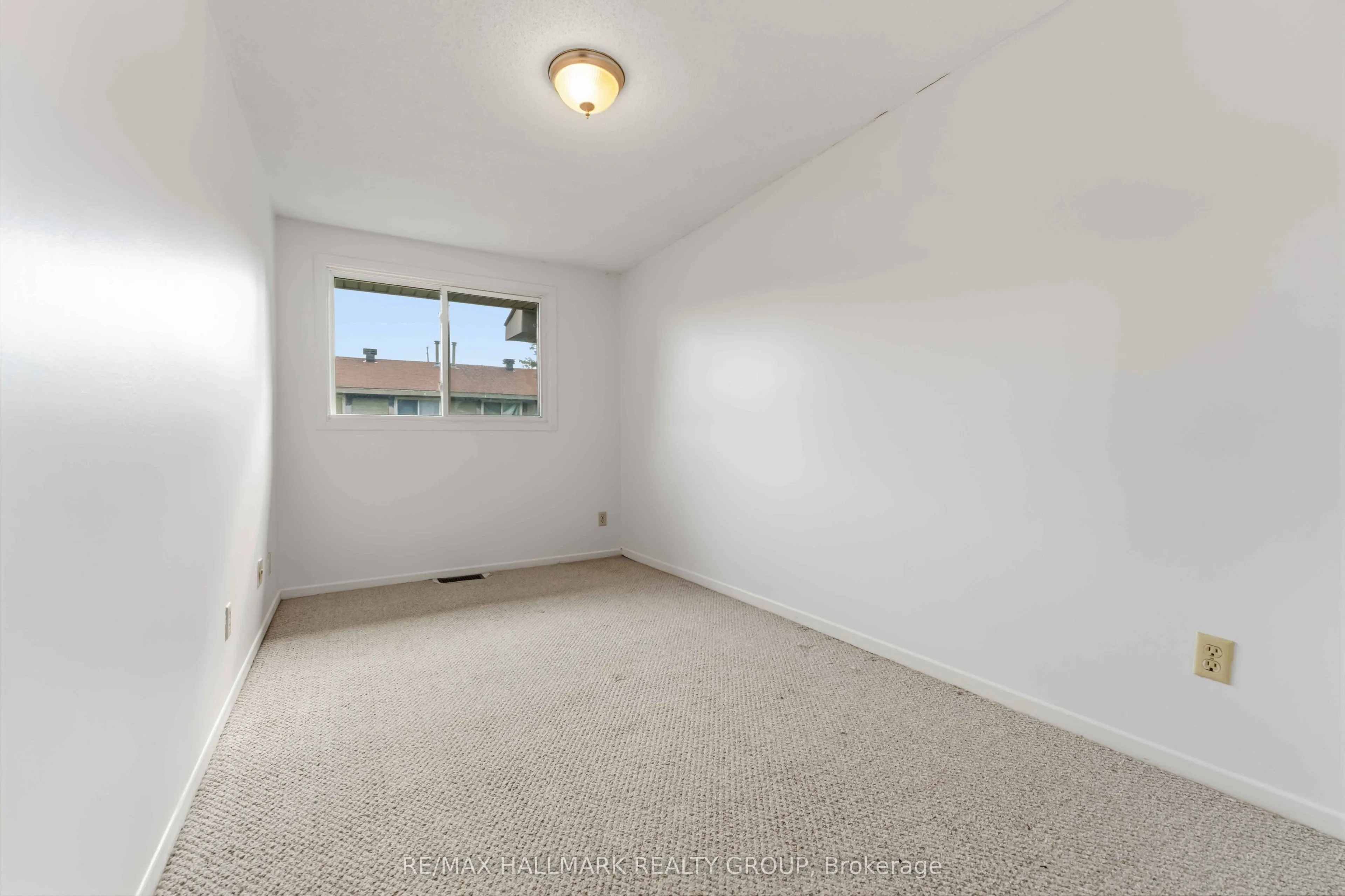 193 Pickford Drive #17