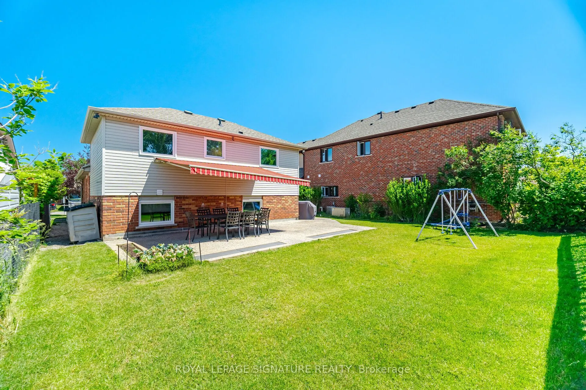 5122 Meadowood Lane