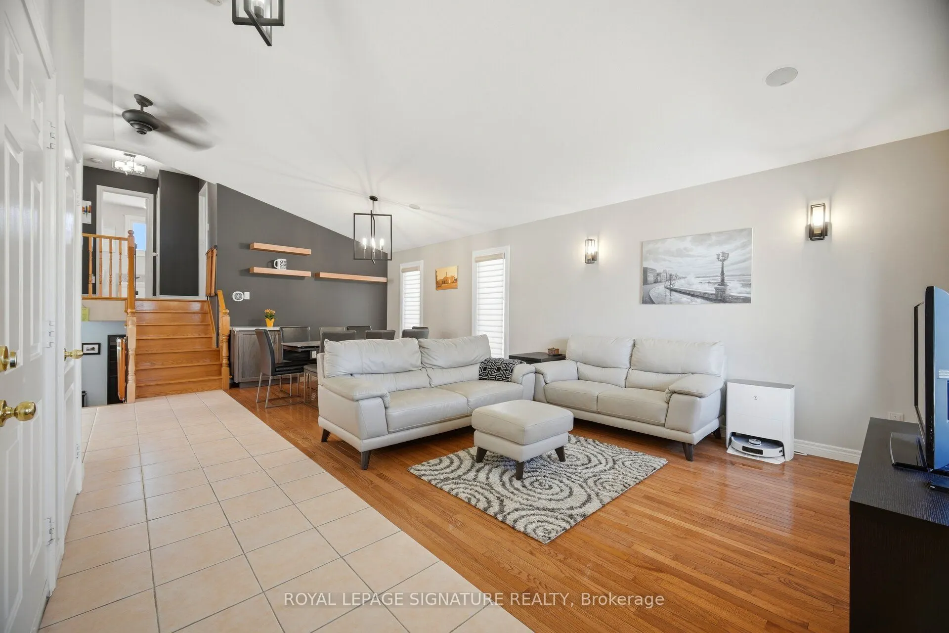 5122 Meadowood Lane