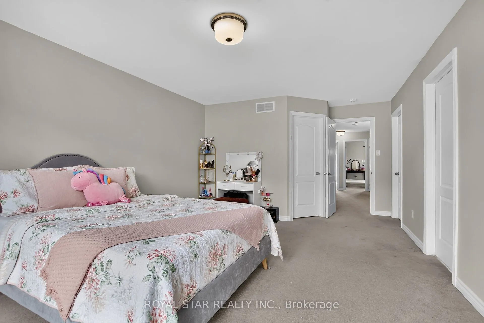 105 Eric Maloney Way