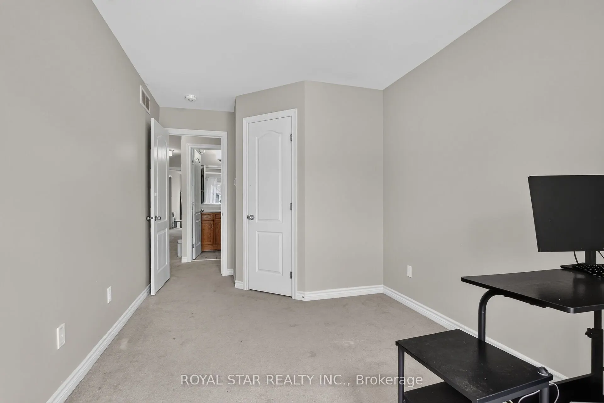 105 Eric Maloney Way