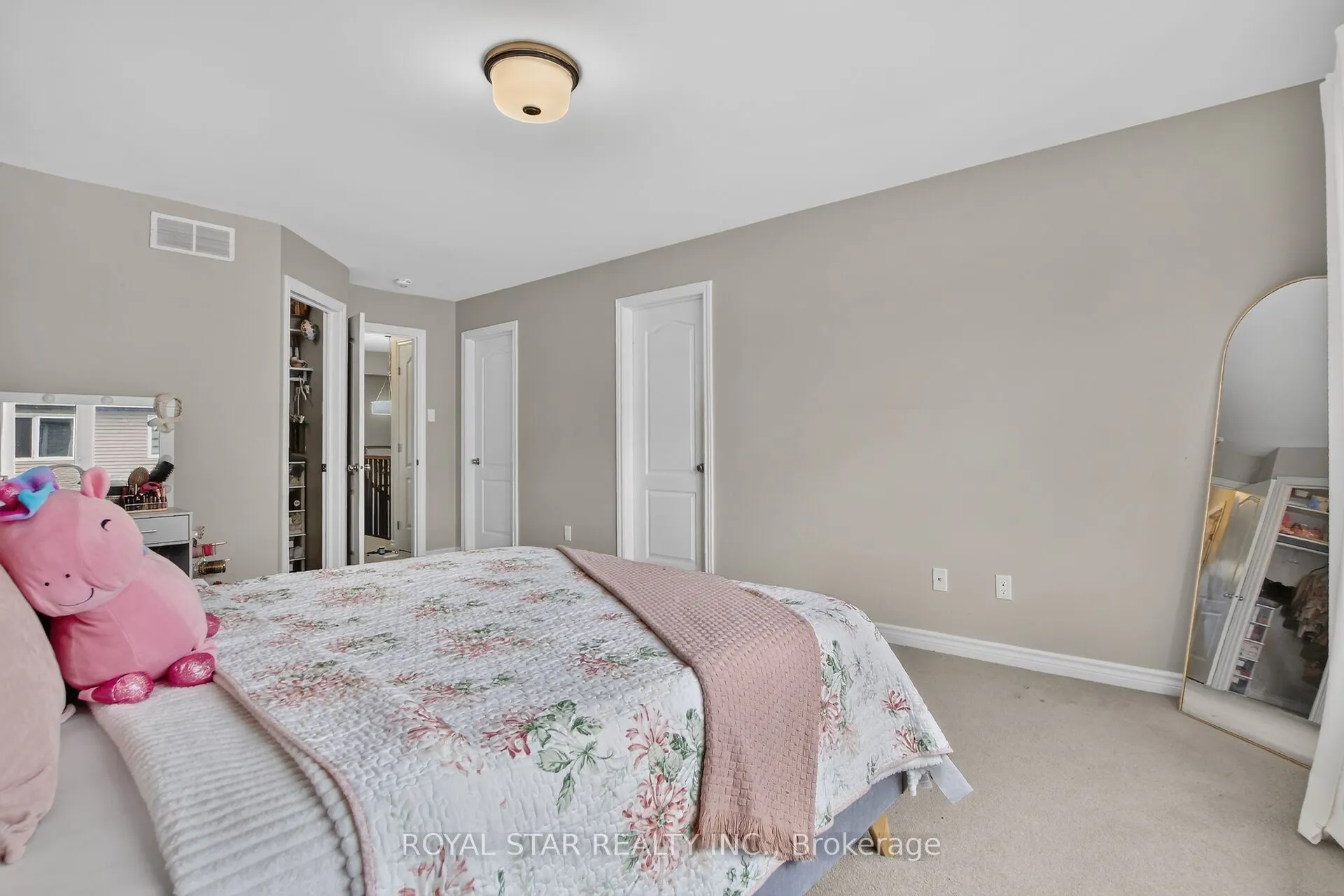 105 Eric Maloney Way