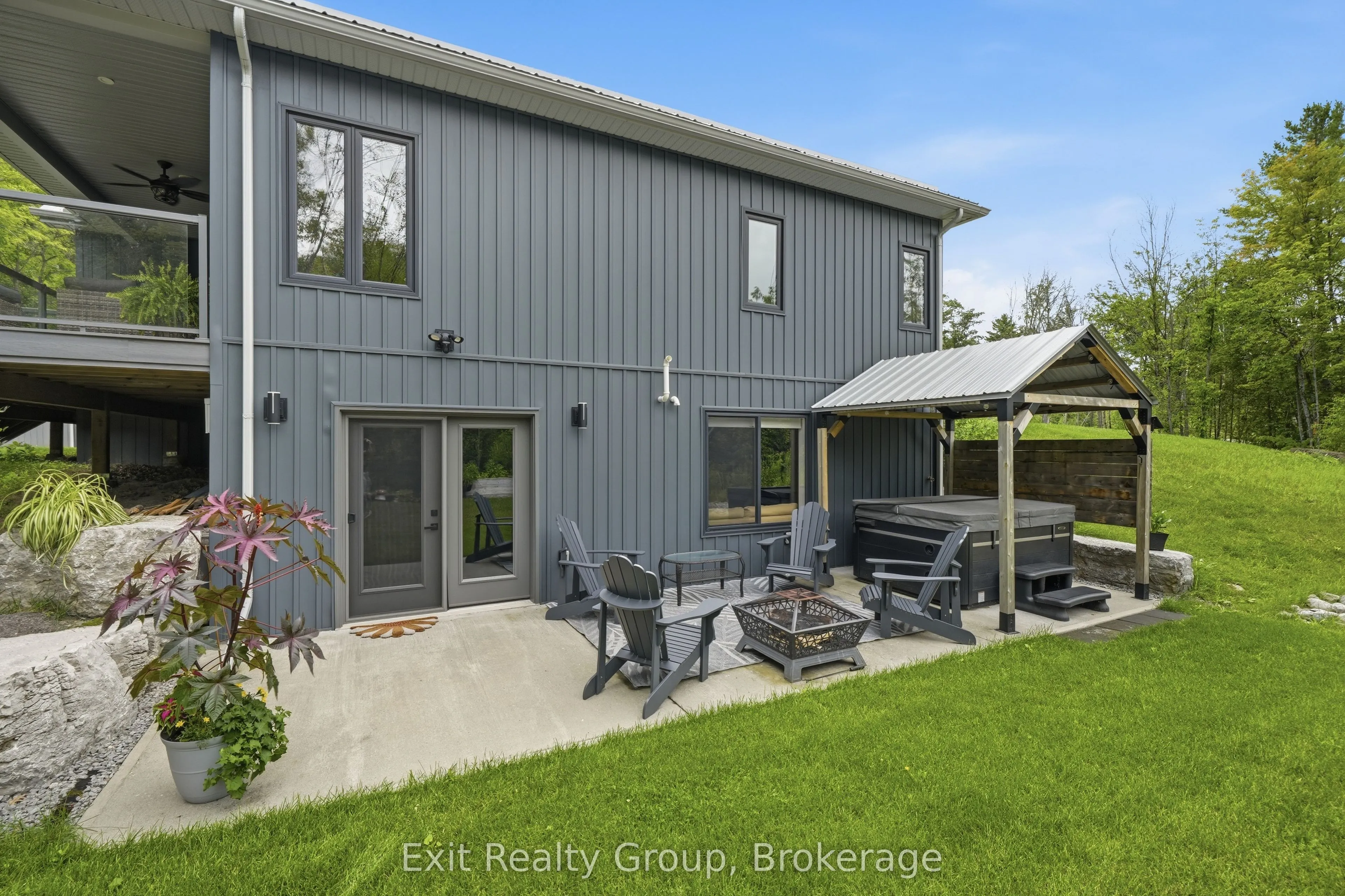 16 Newpierce Drive