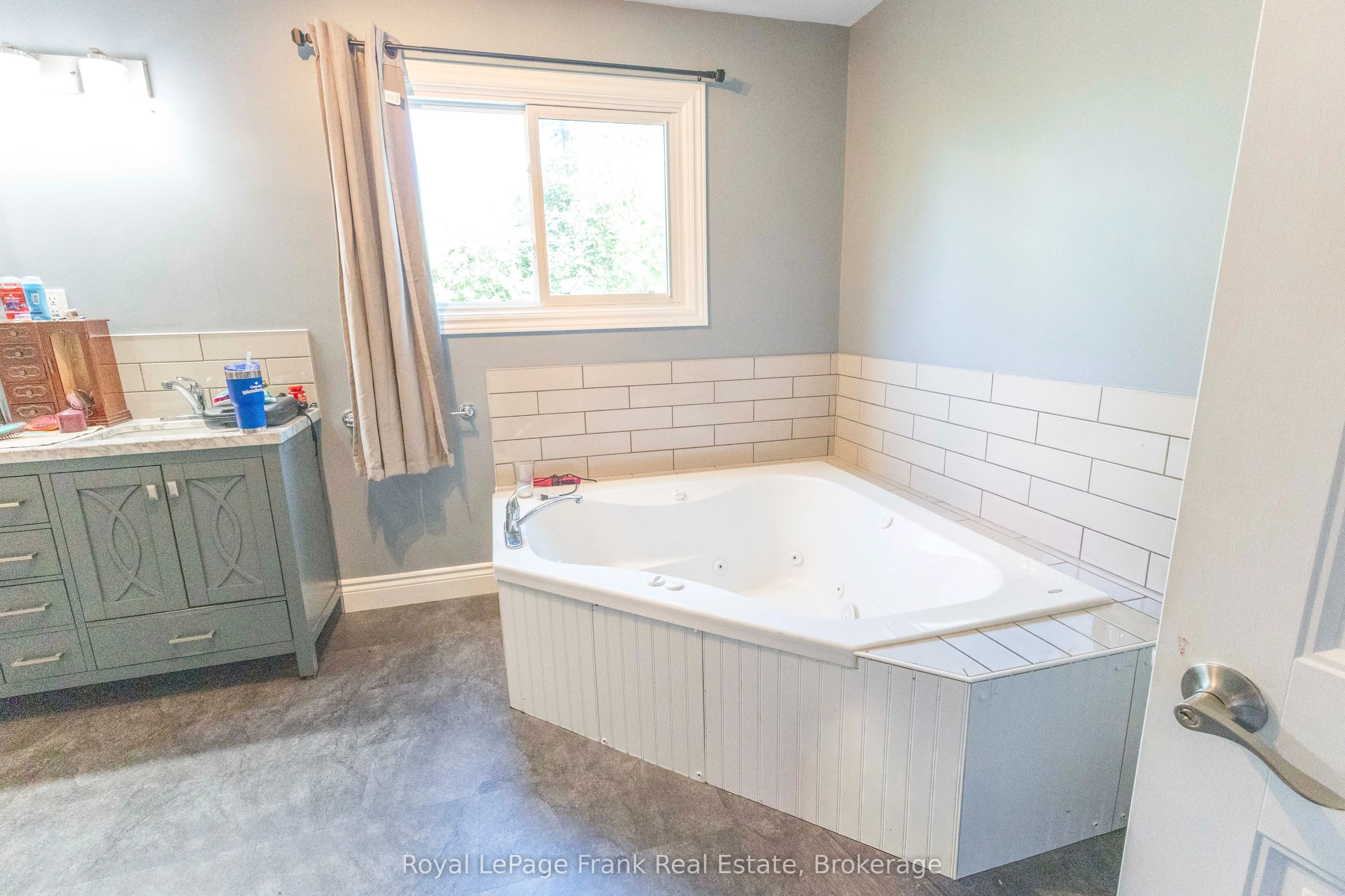 2477 Pigeon Lake Road