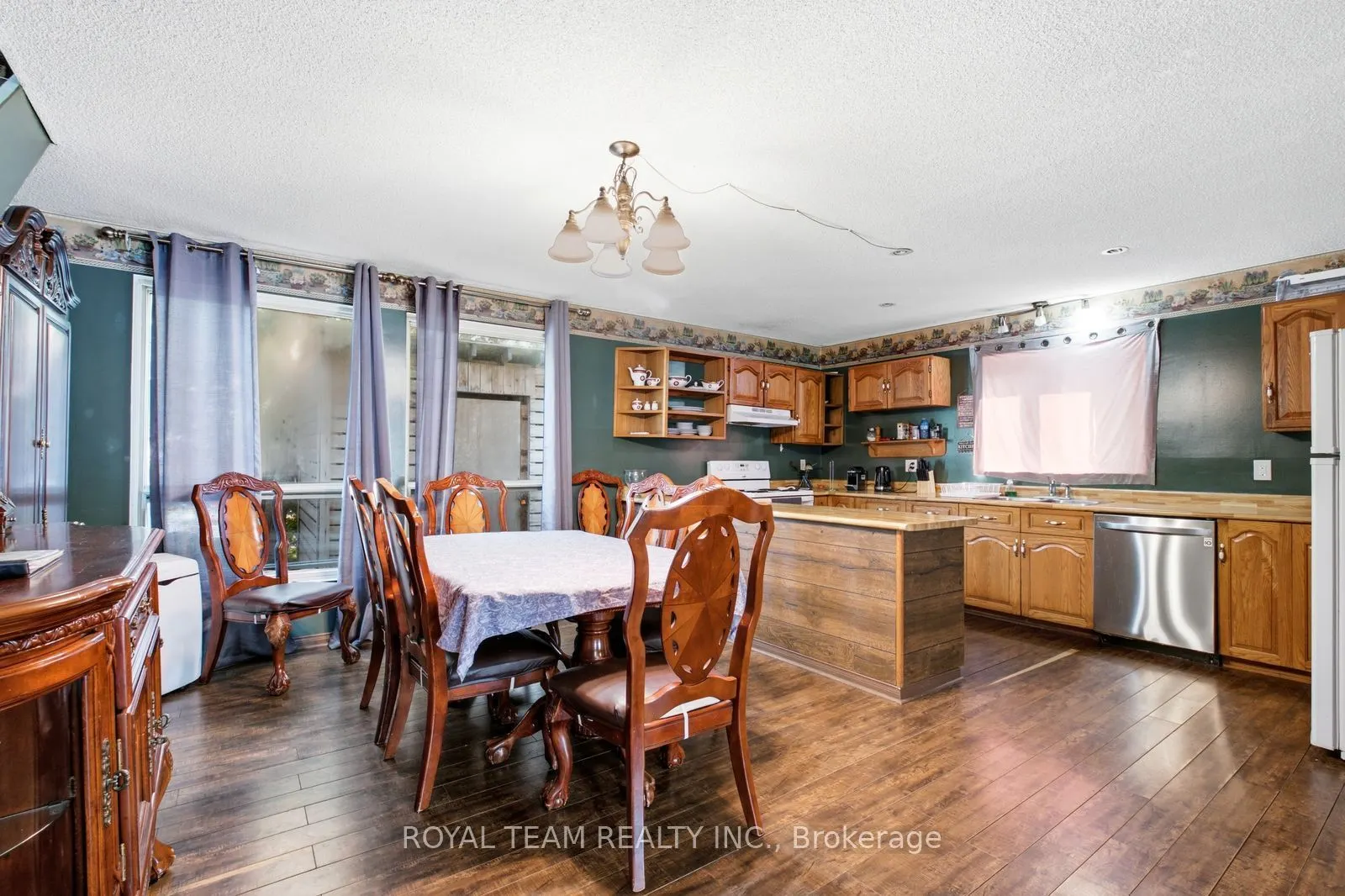 206 Dunfords Lane