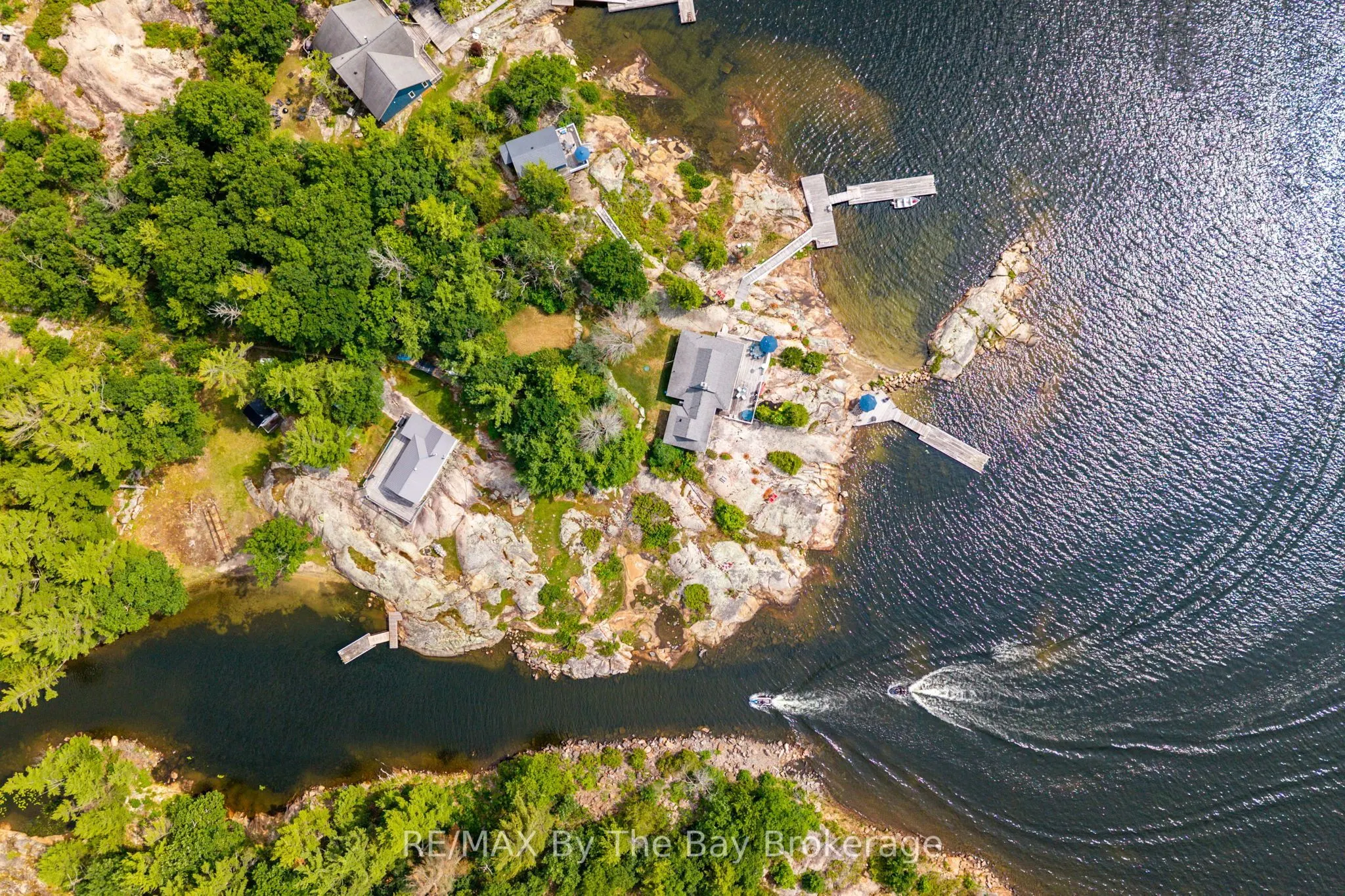 6686 Island 1040/Little Beausoleil Island