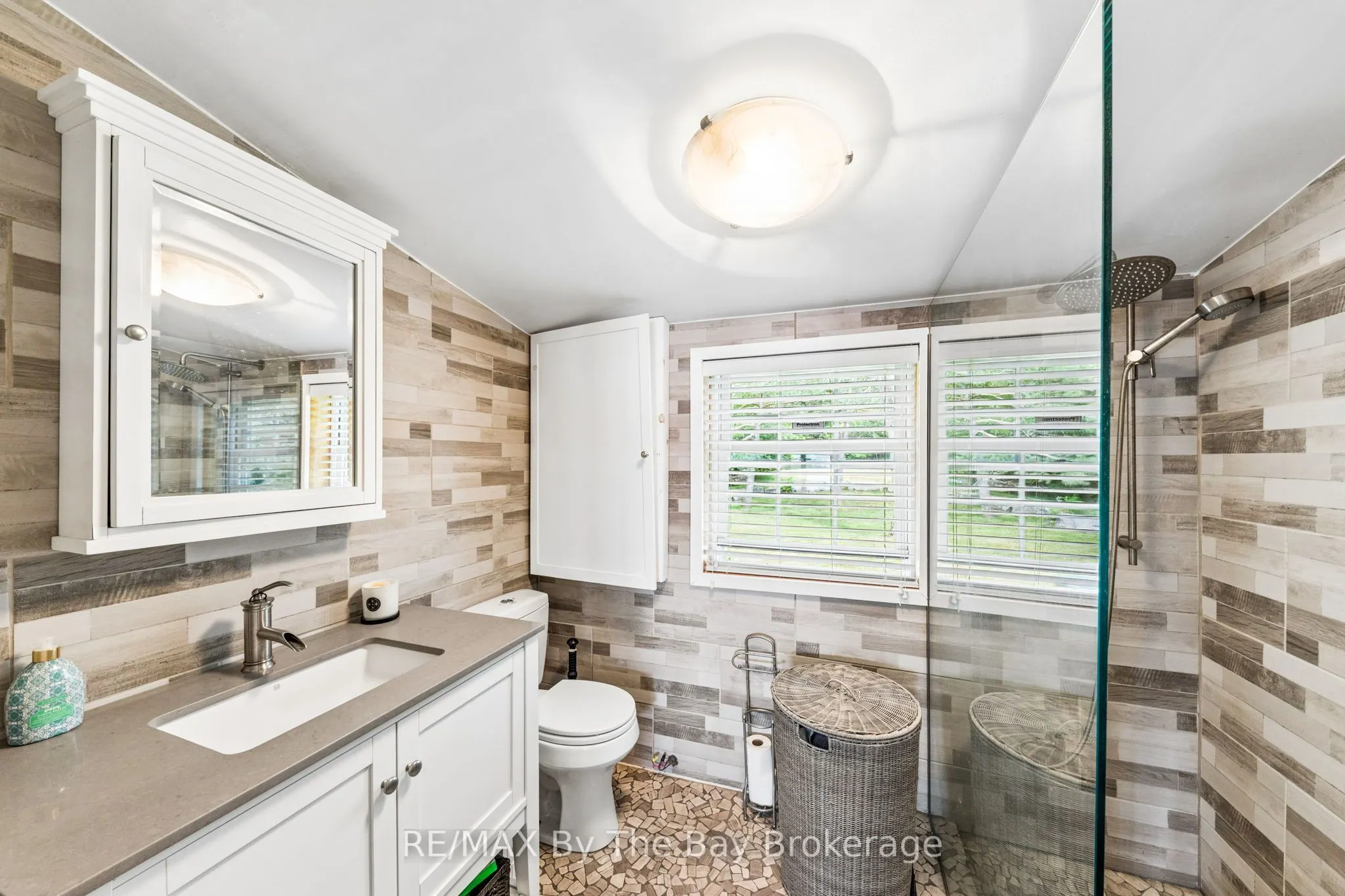 6686 Island 1040/Little Beausoleil Island