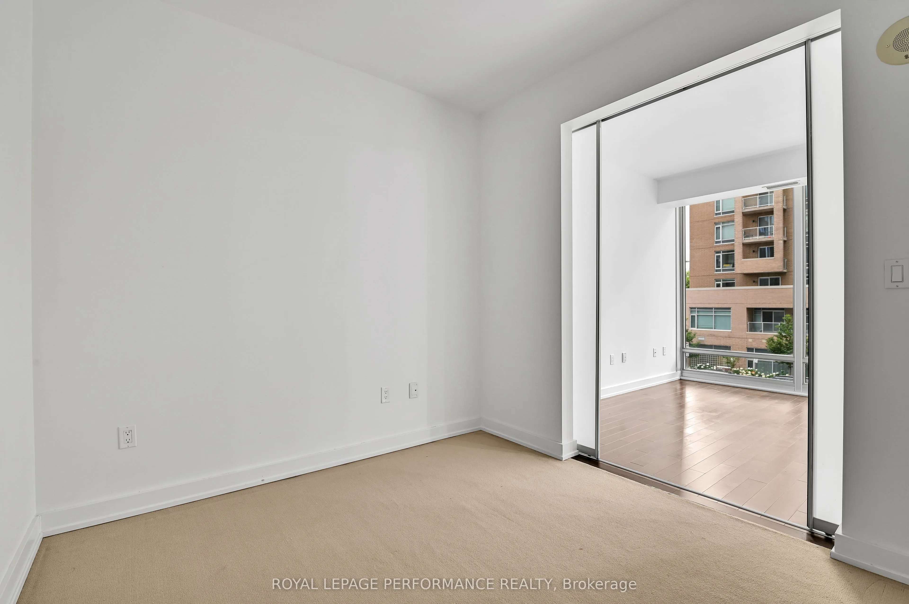 111 Champagne Avenue S #202