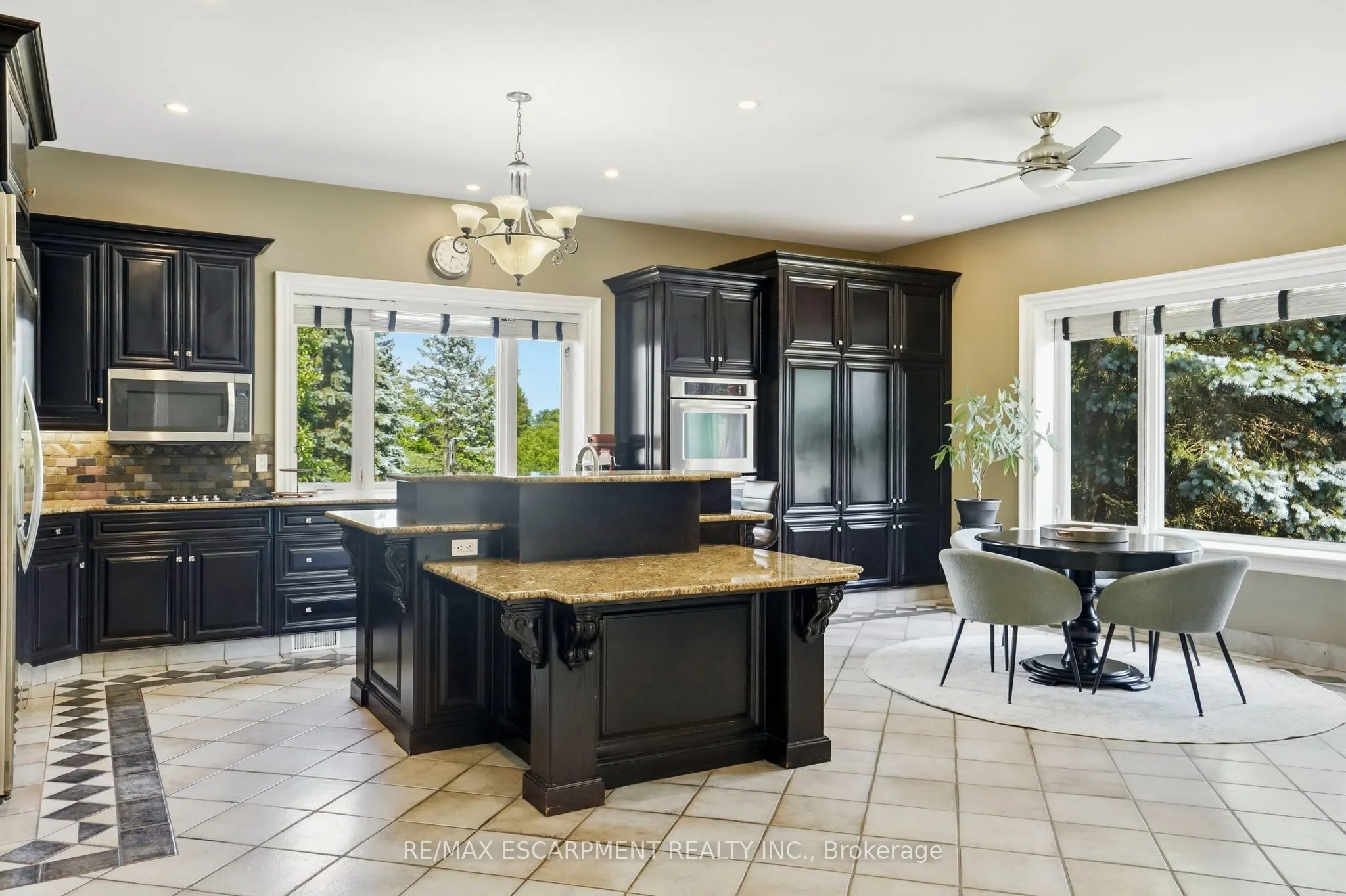 11 Palomino Drive