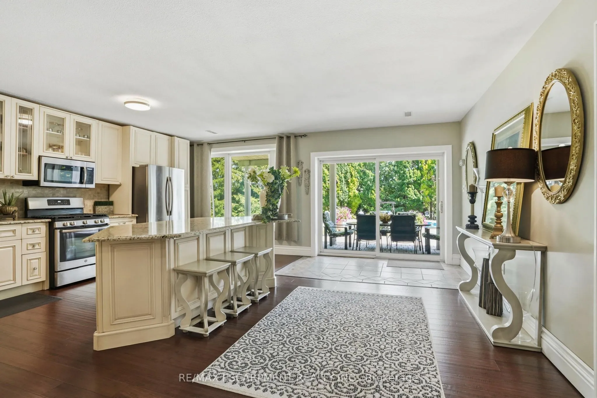 11 Palomino Drive