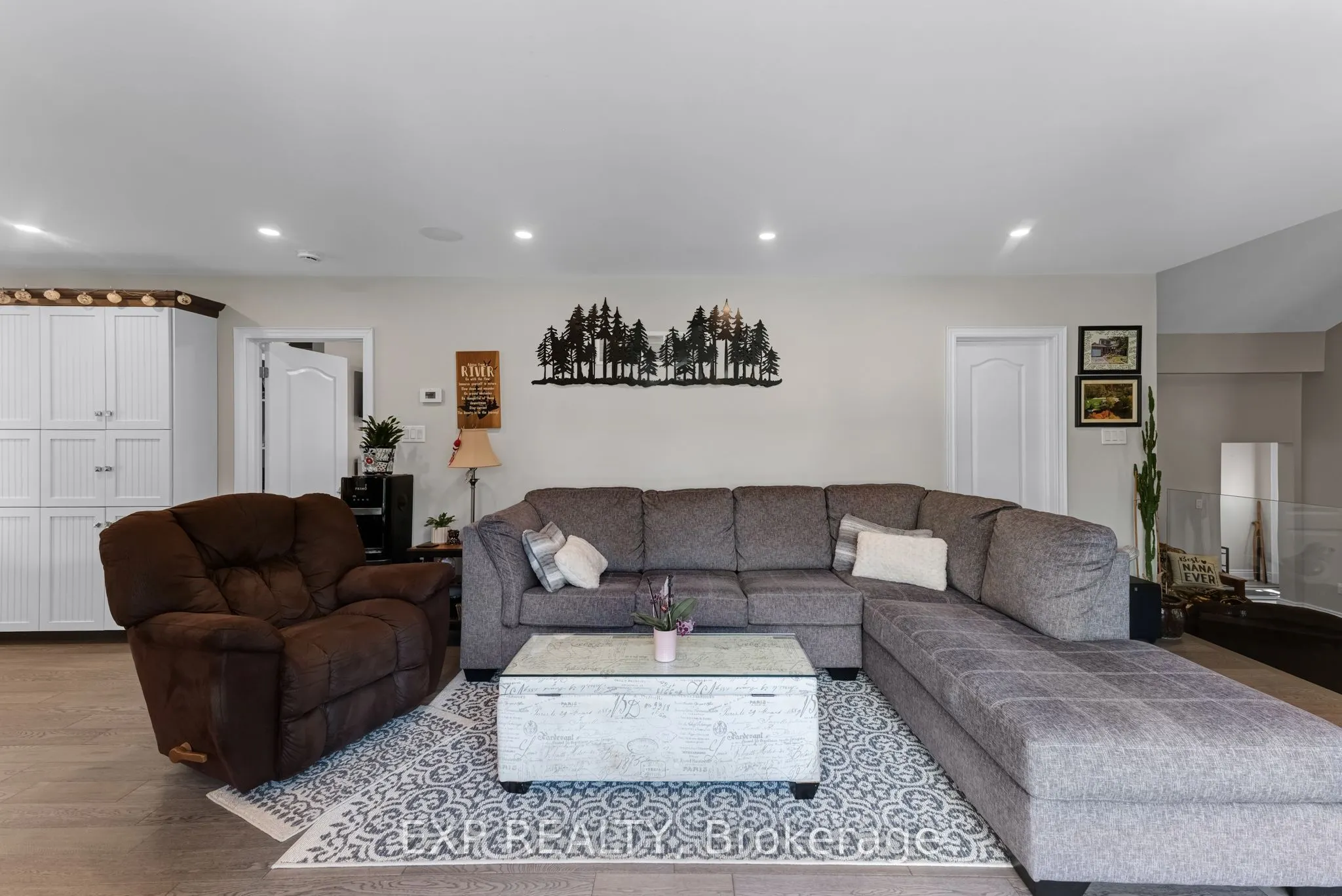 87 Superior Road