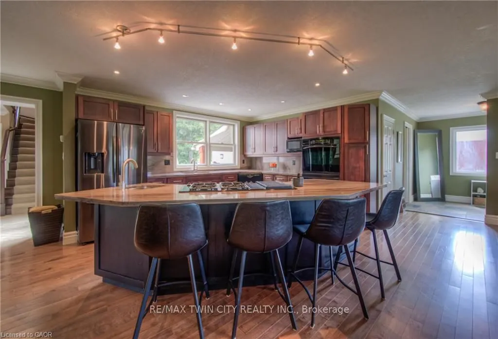 145 RIVERBANK Drive