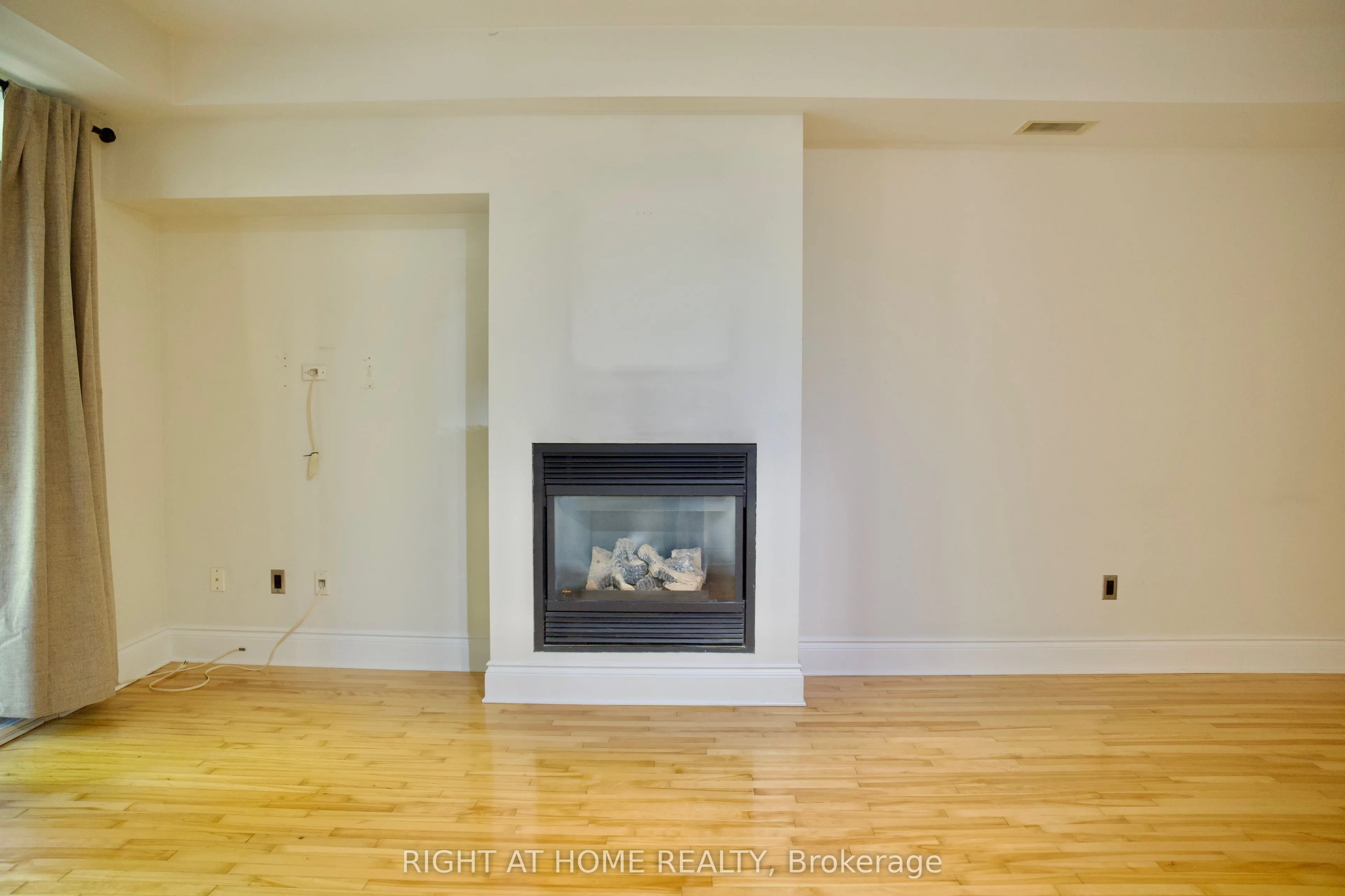 400 Mcleod Street #109