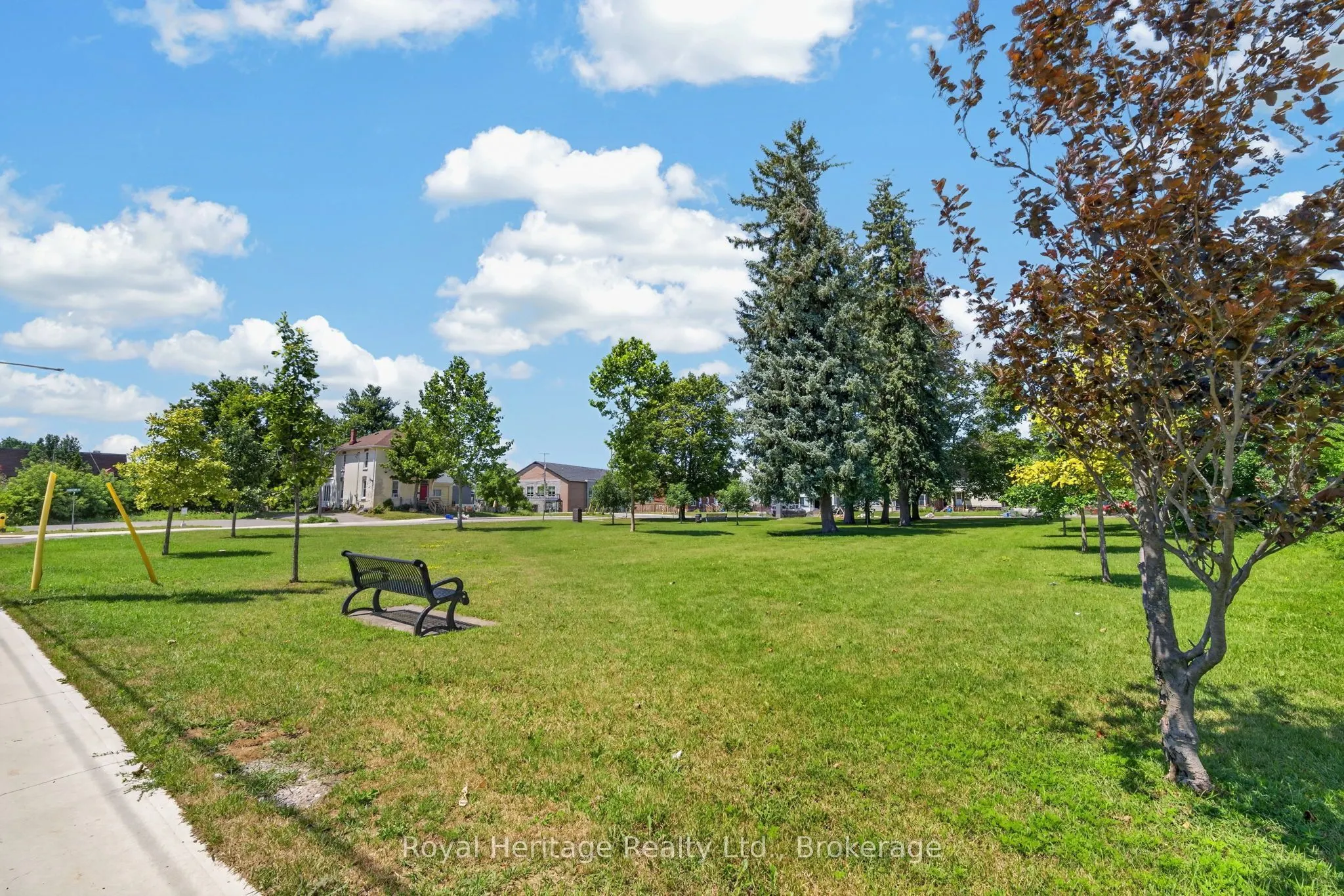 25 King Street #204