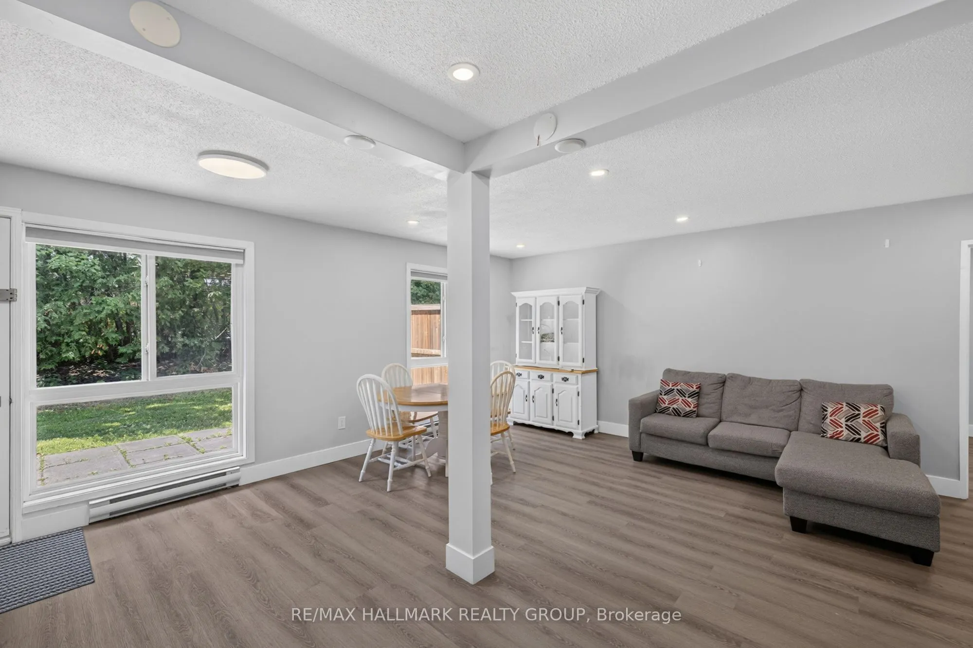 2080 Ogilvie Road #9J