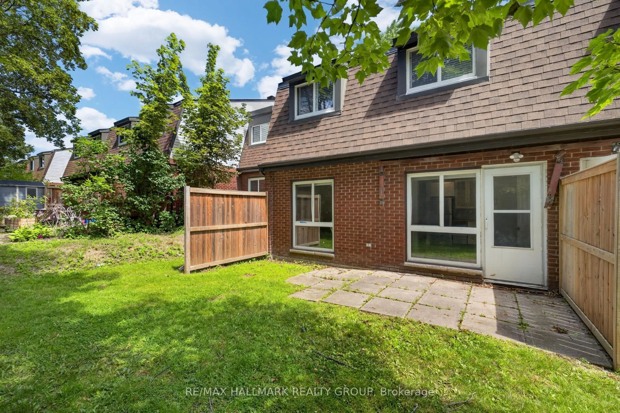 2080 Ogilvie Road #9J