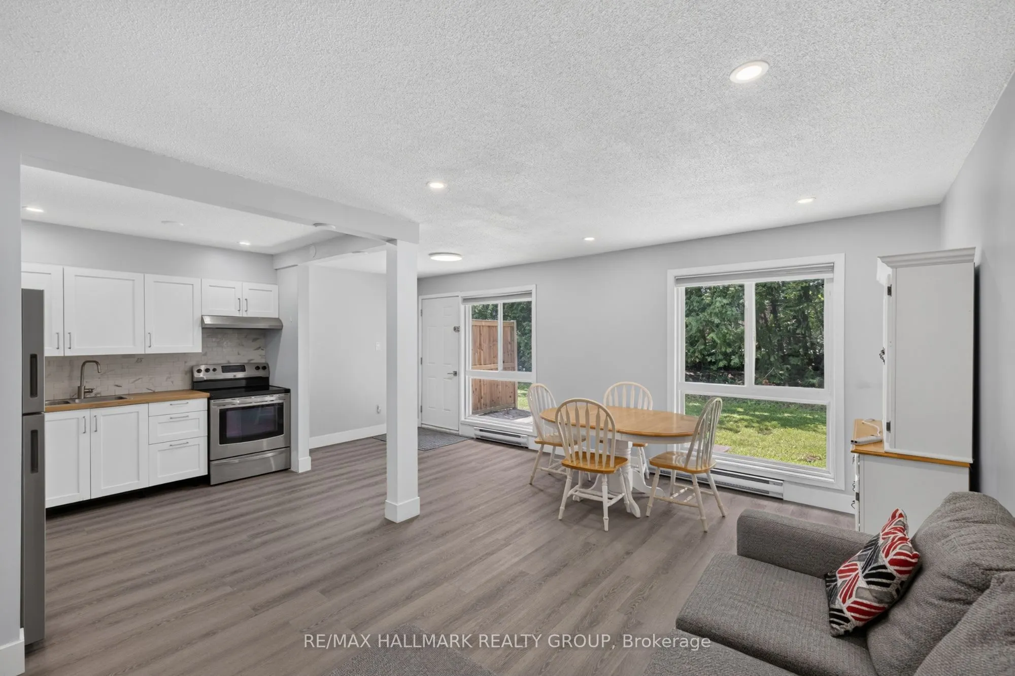 2080 Ogilvie Road #9J