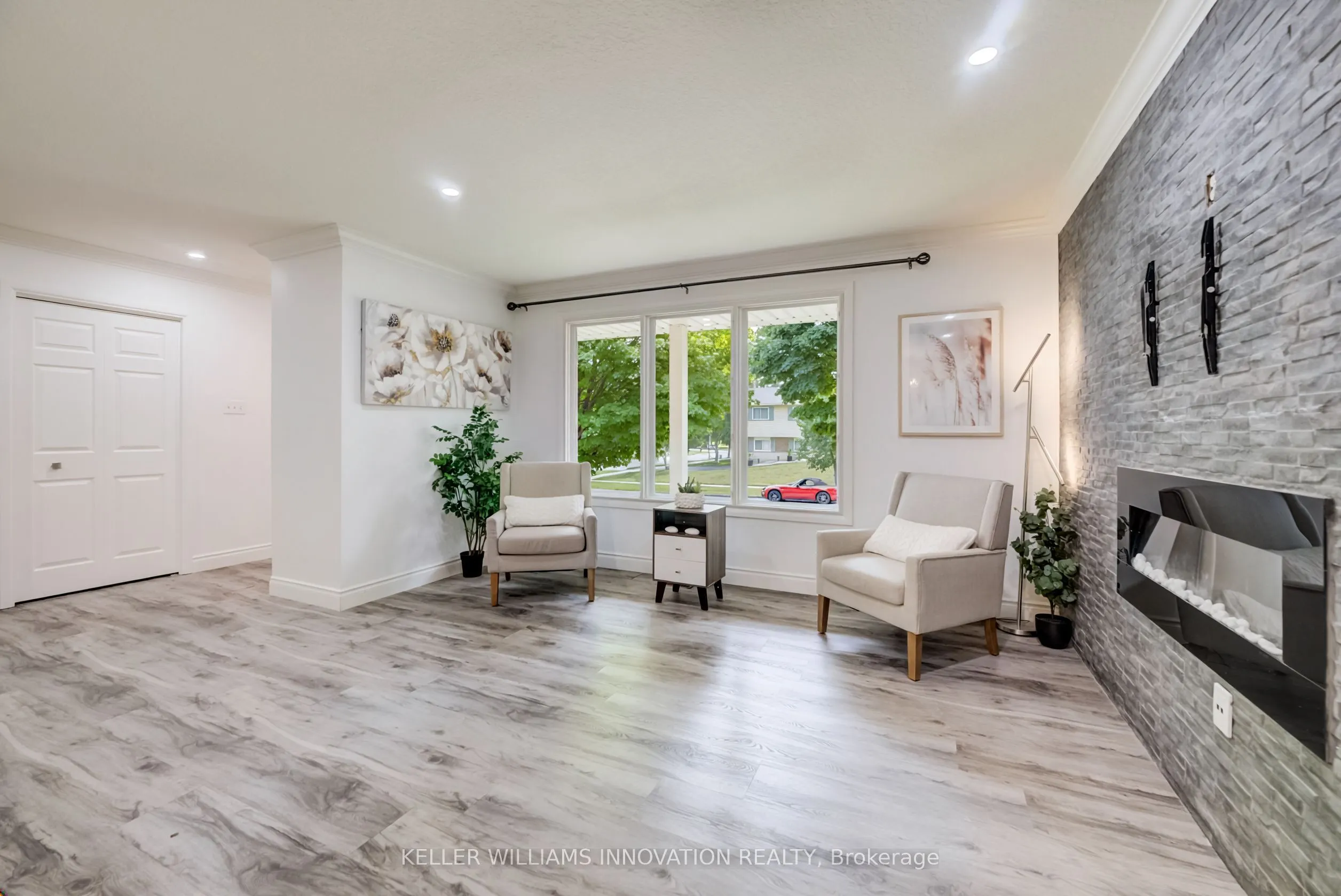 85 Foxhunt Road
