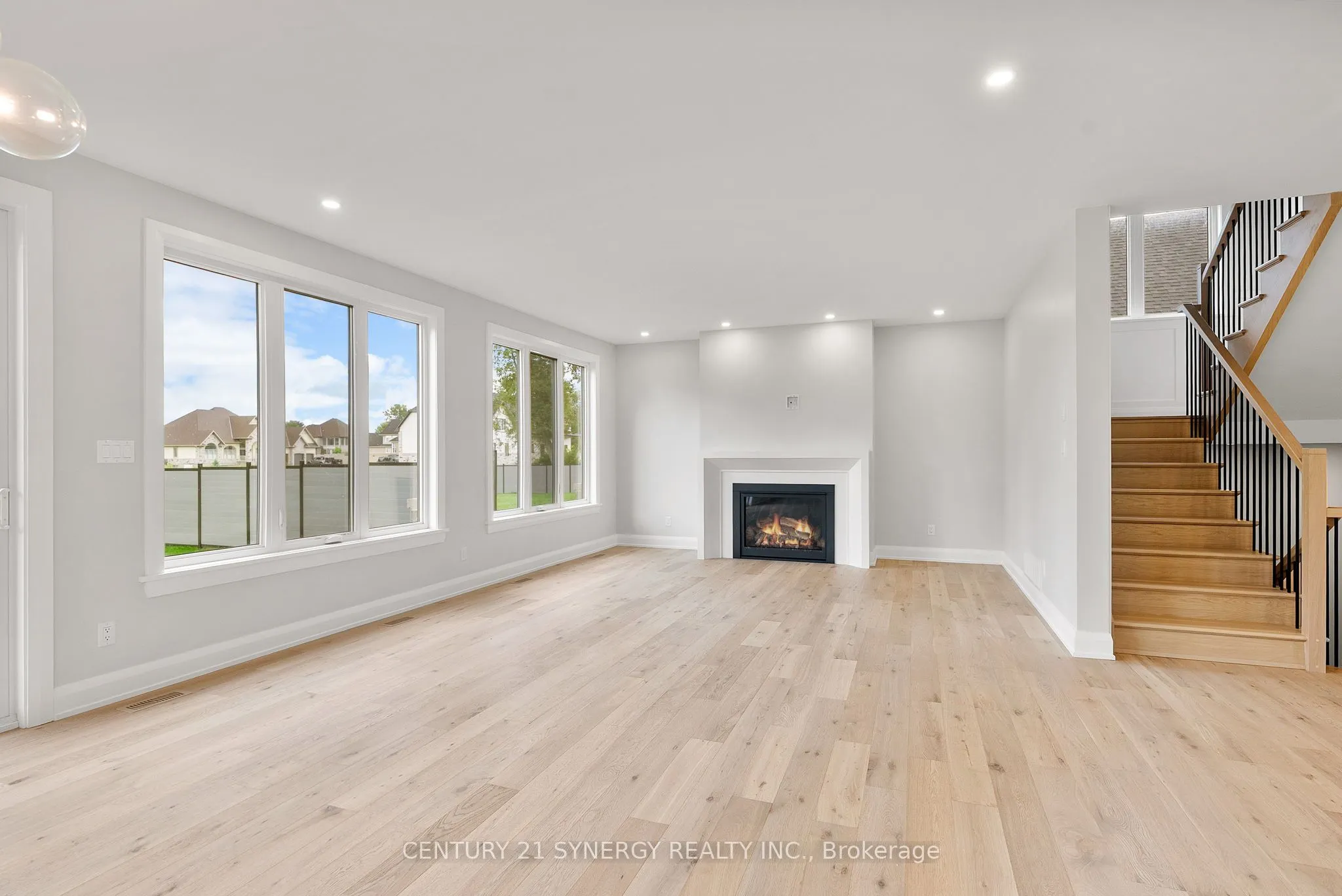 269 CABRELLE Place