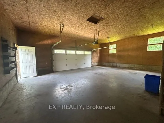 9327 Cooper Hill Road