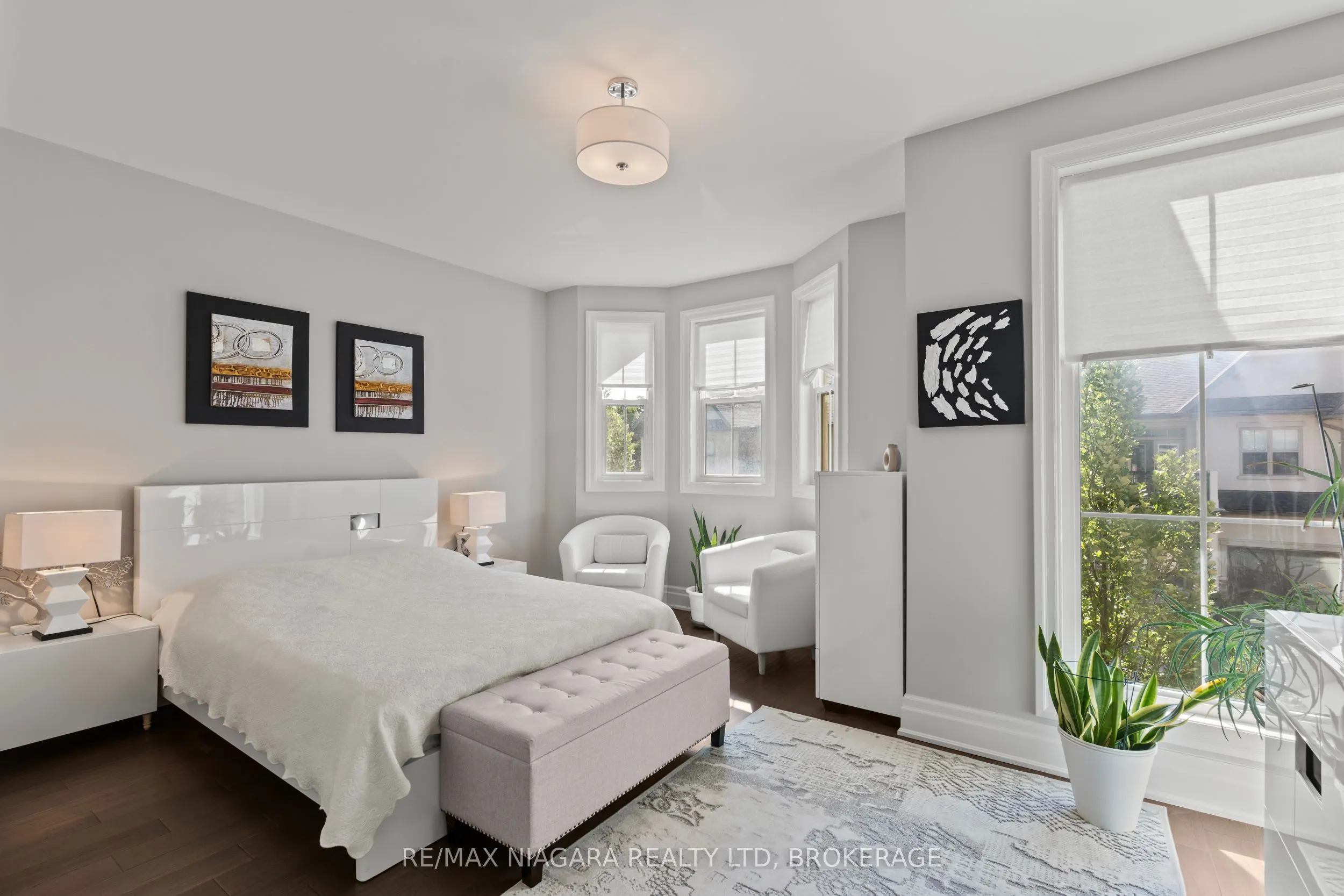 8 St. Andrews Lane S #8