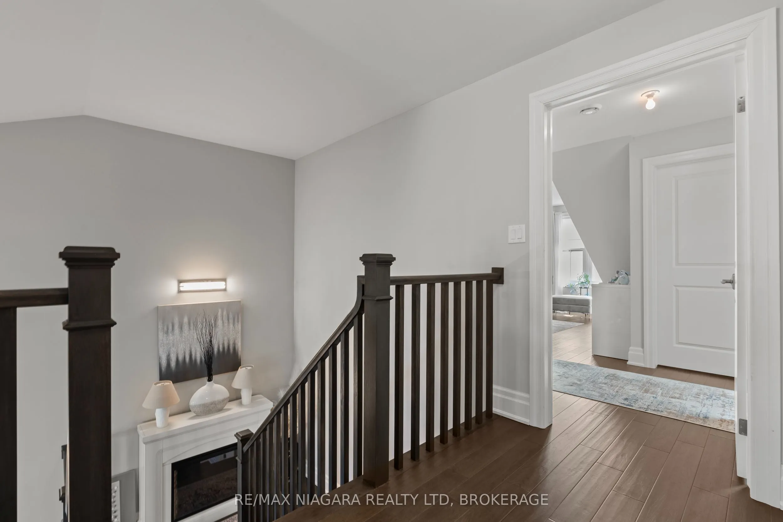 8 St. Andrews Lane S #8