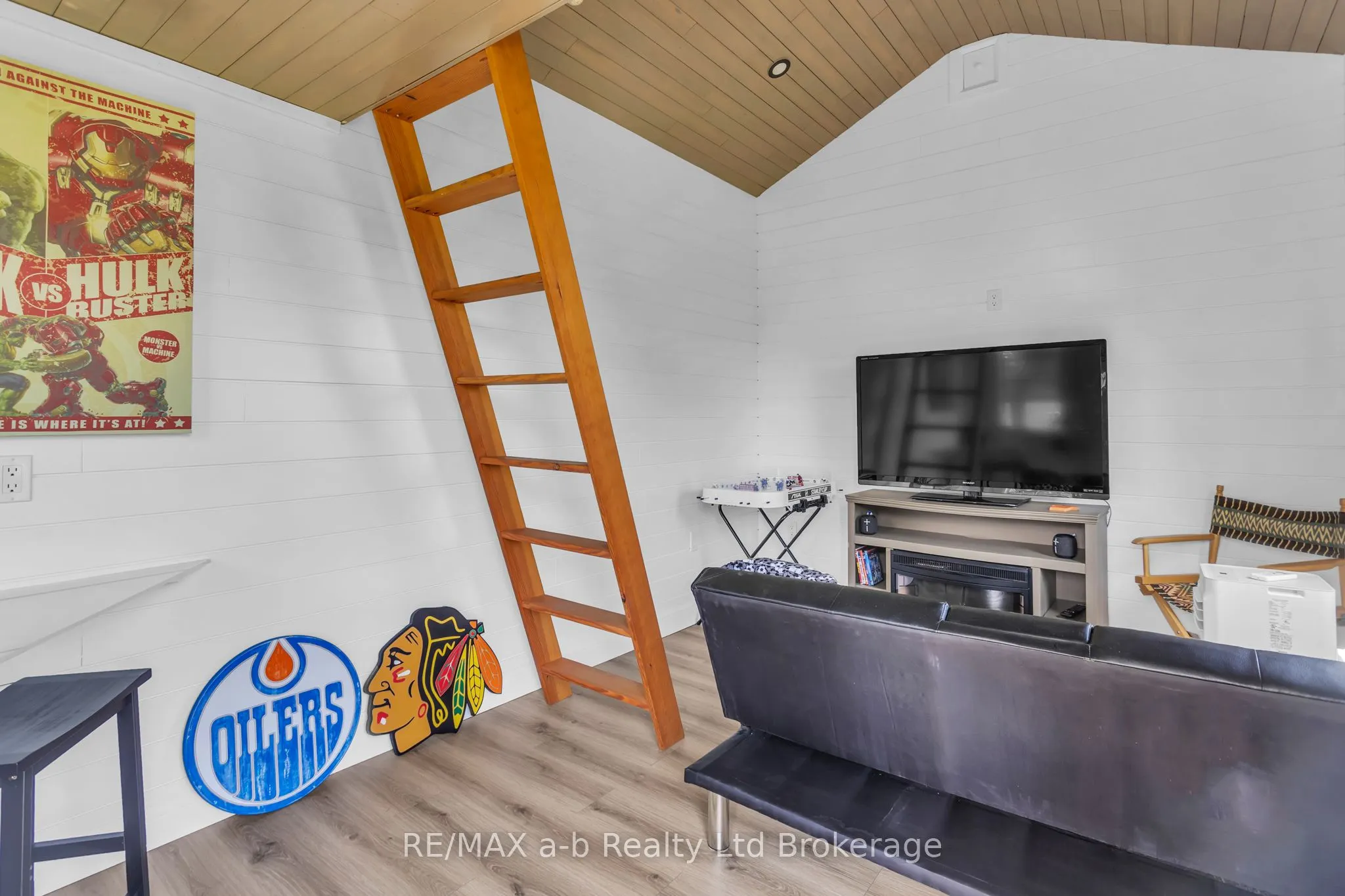 1813 Norfolk County 19 Road W
