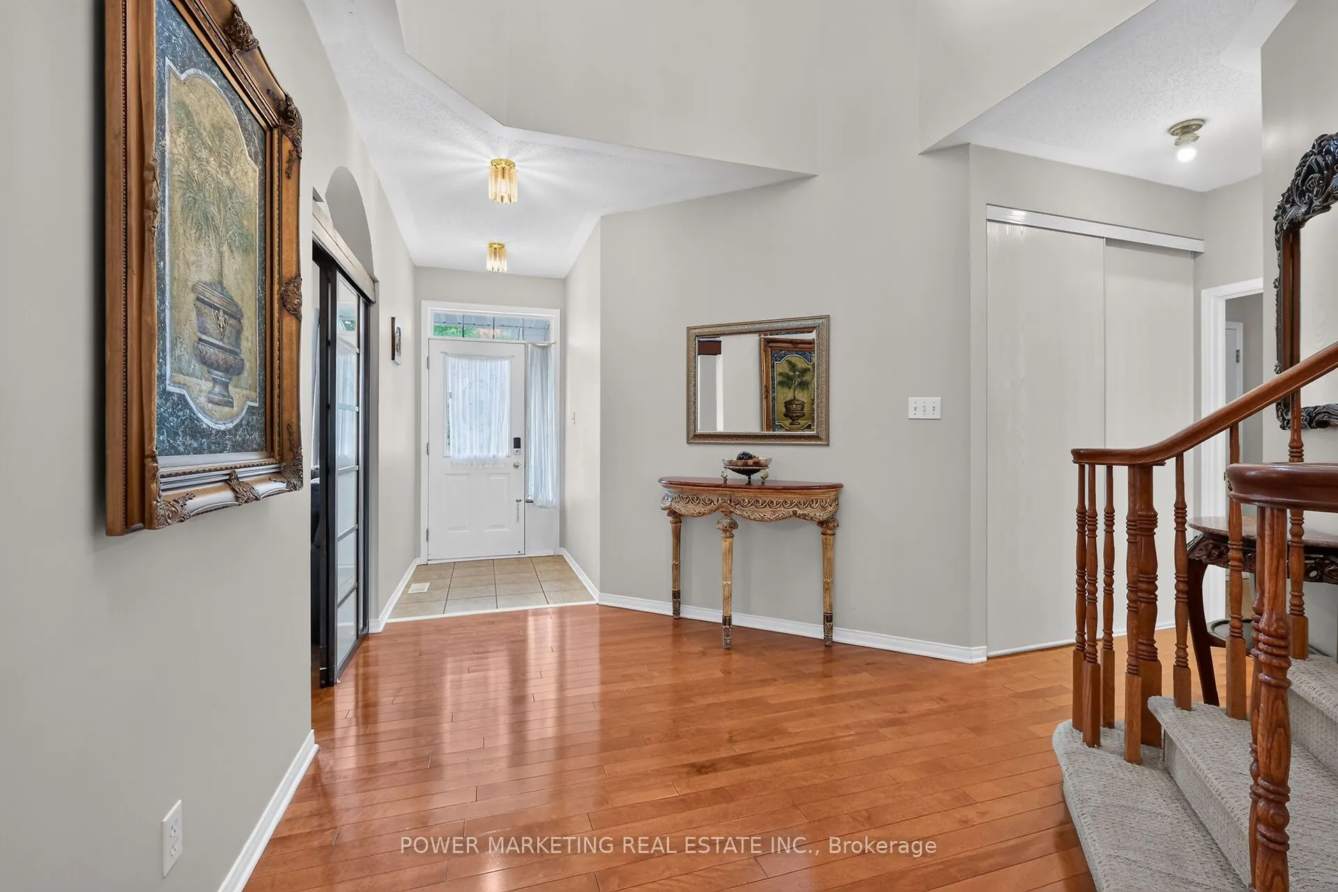 2165 BLUE WILLOW Crescent