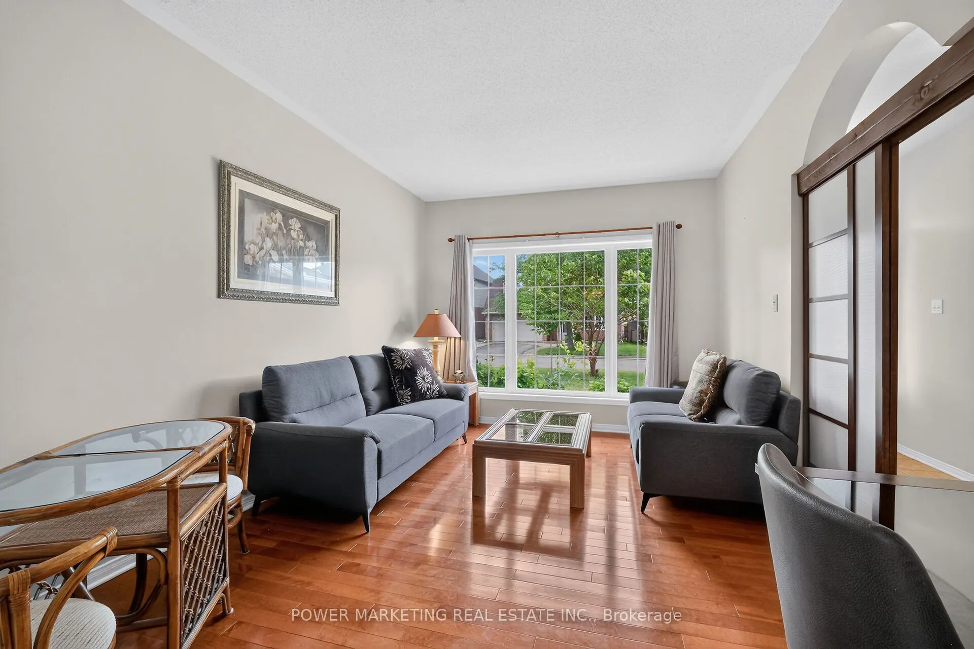 2165 BLUE WILLOW Crescent