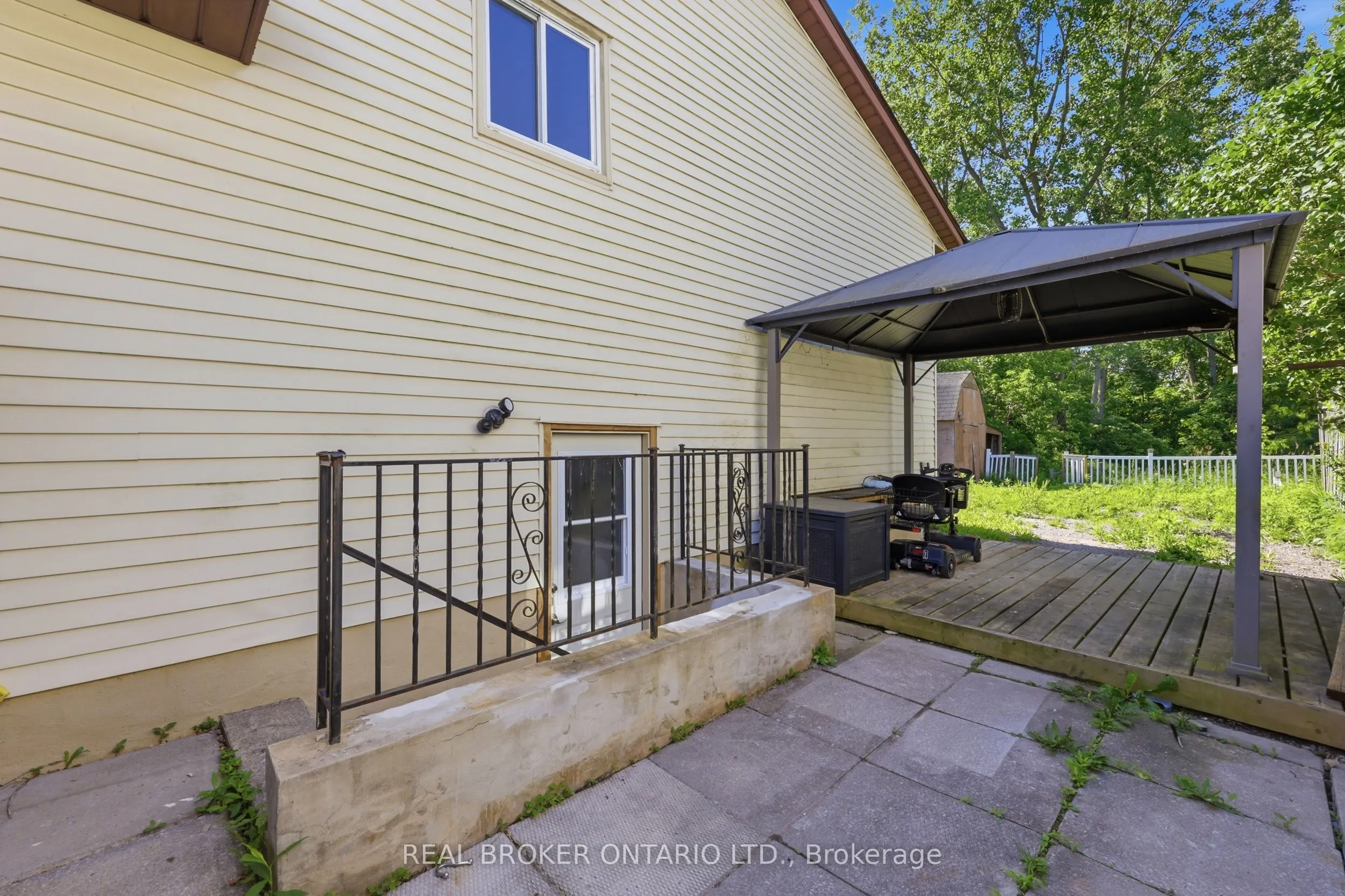 42 Terrace Avenue