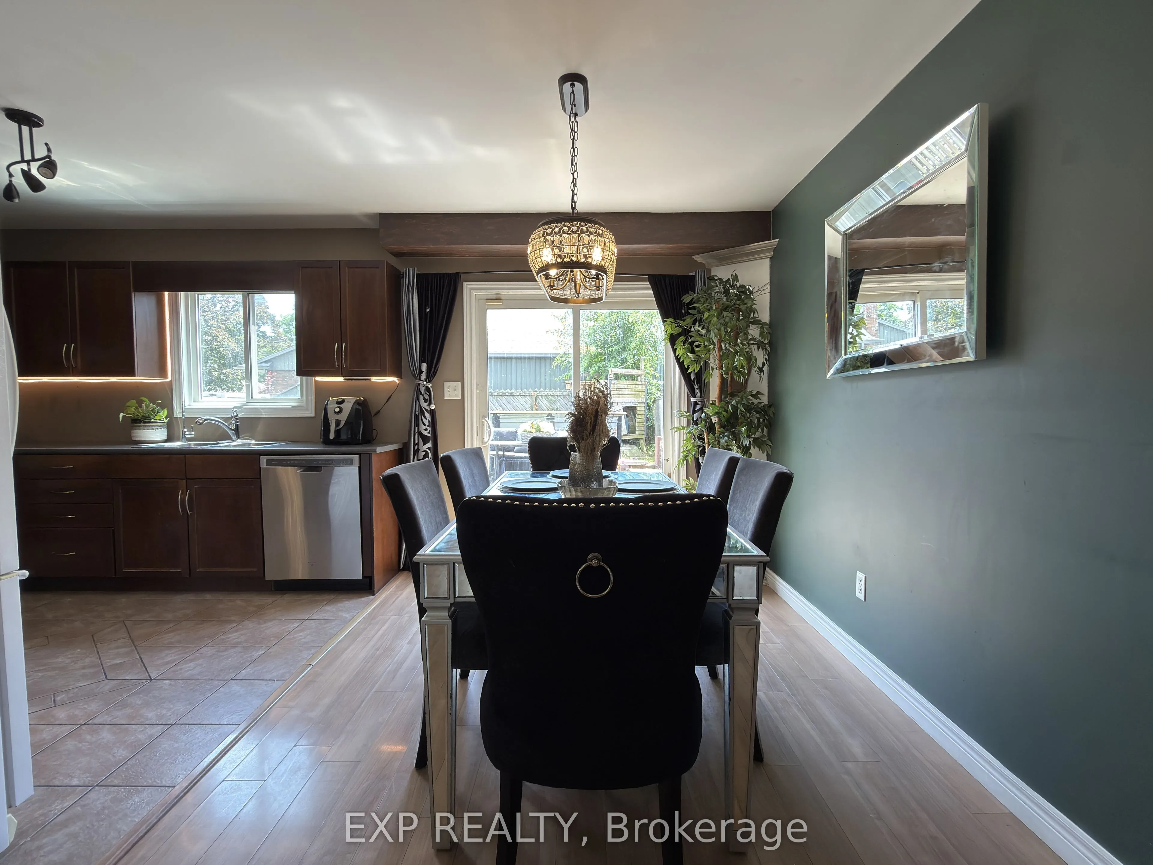 608 Highview Drive