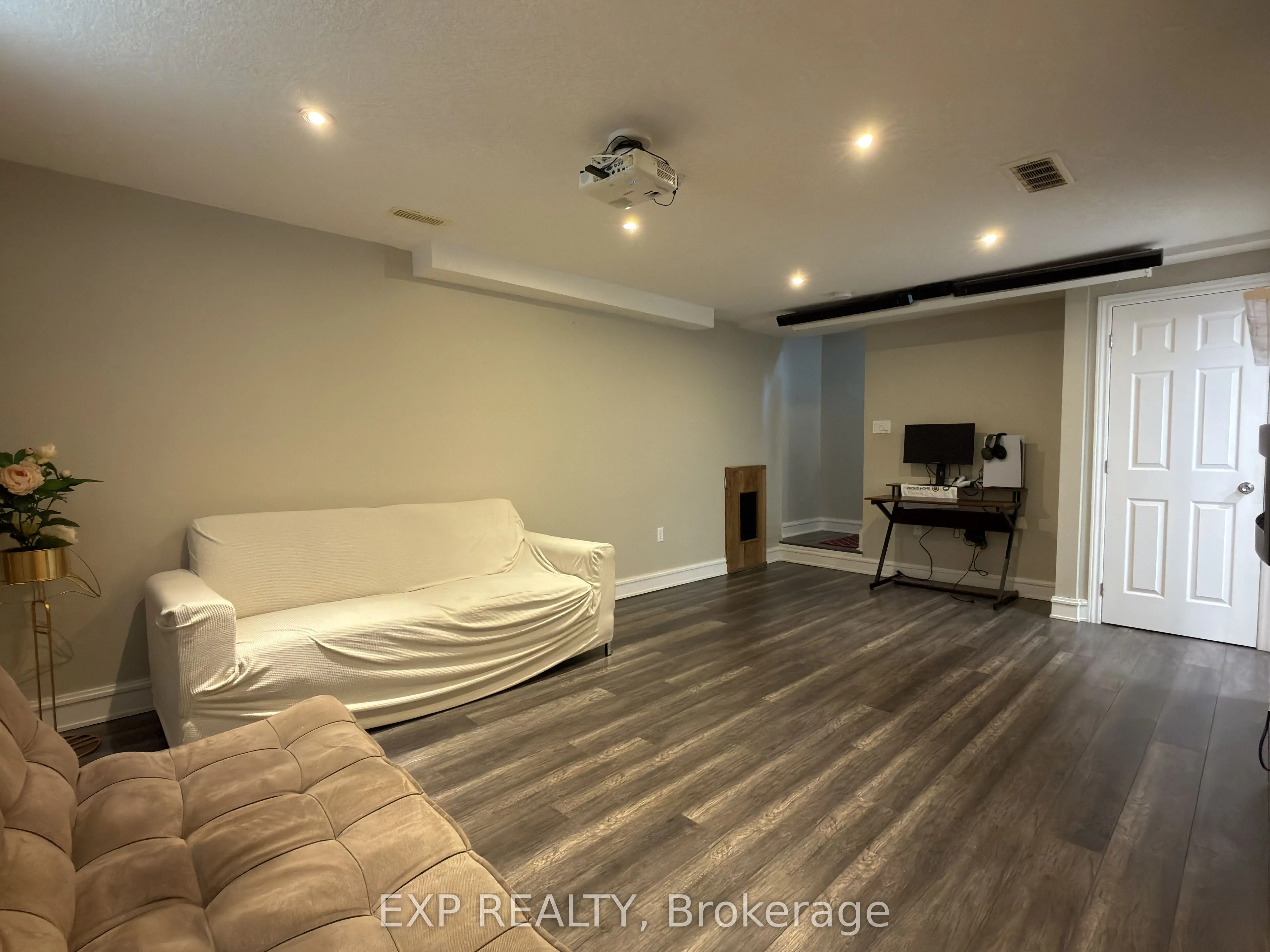 608 Highview Drive