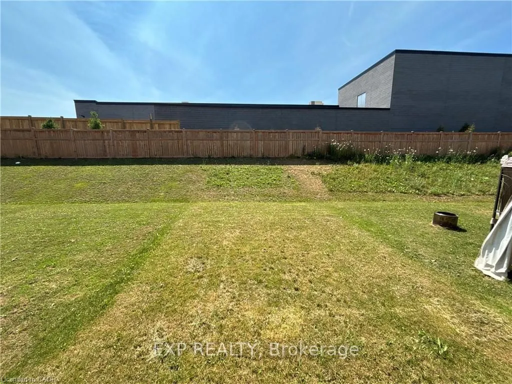 60 Reistwood Drive
