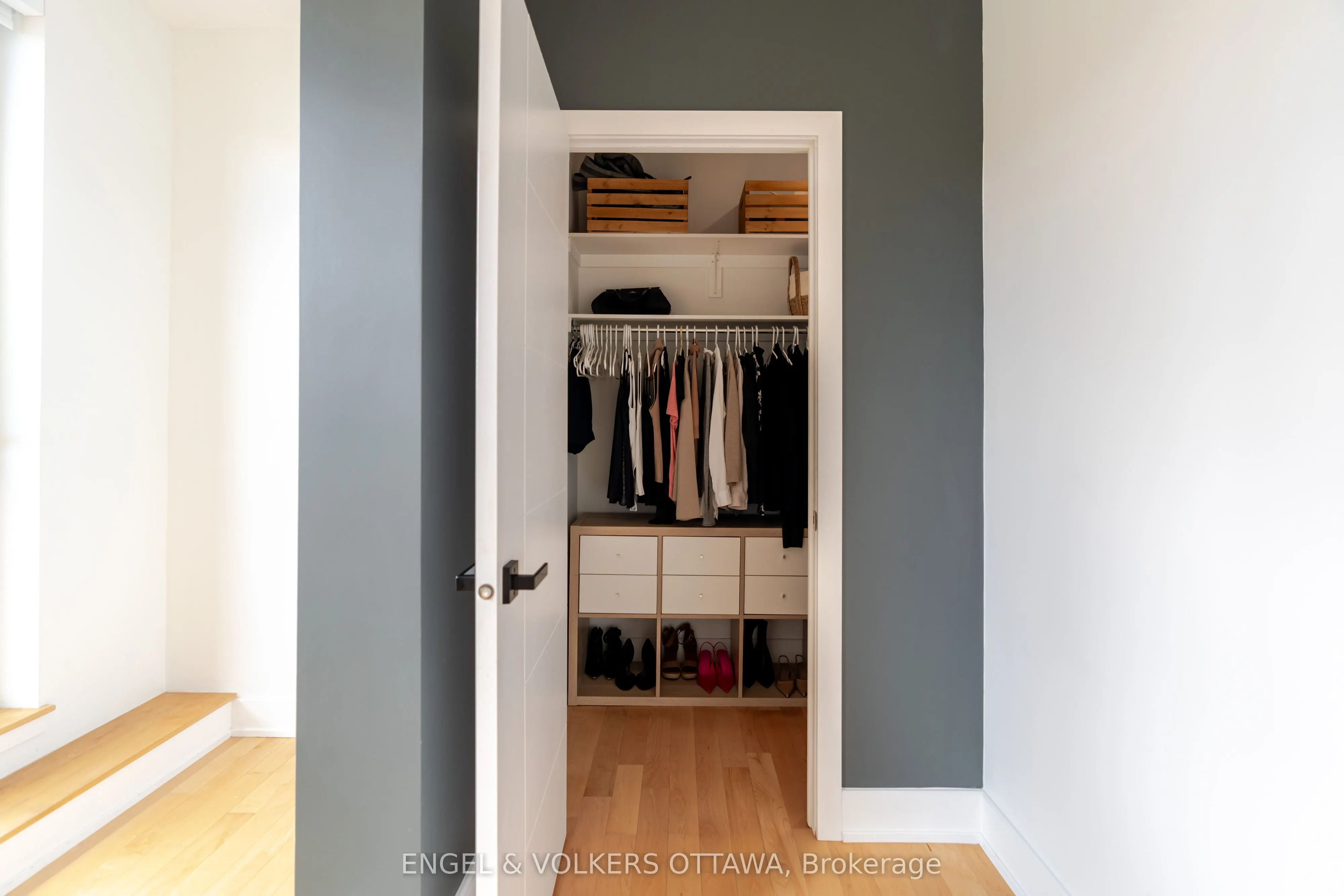 197 Lisgar Street #218