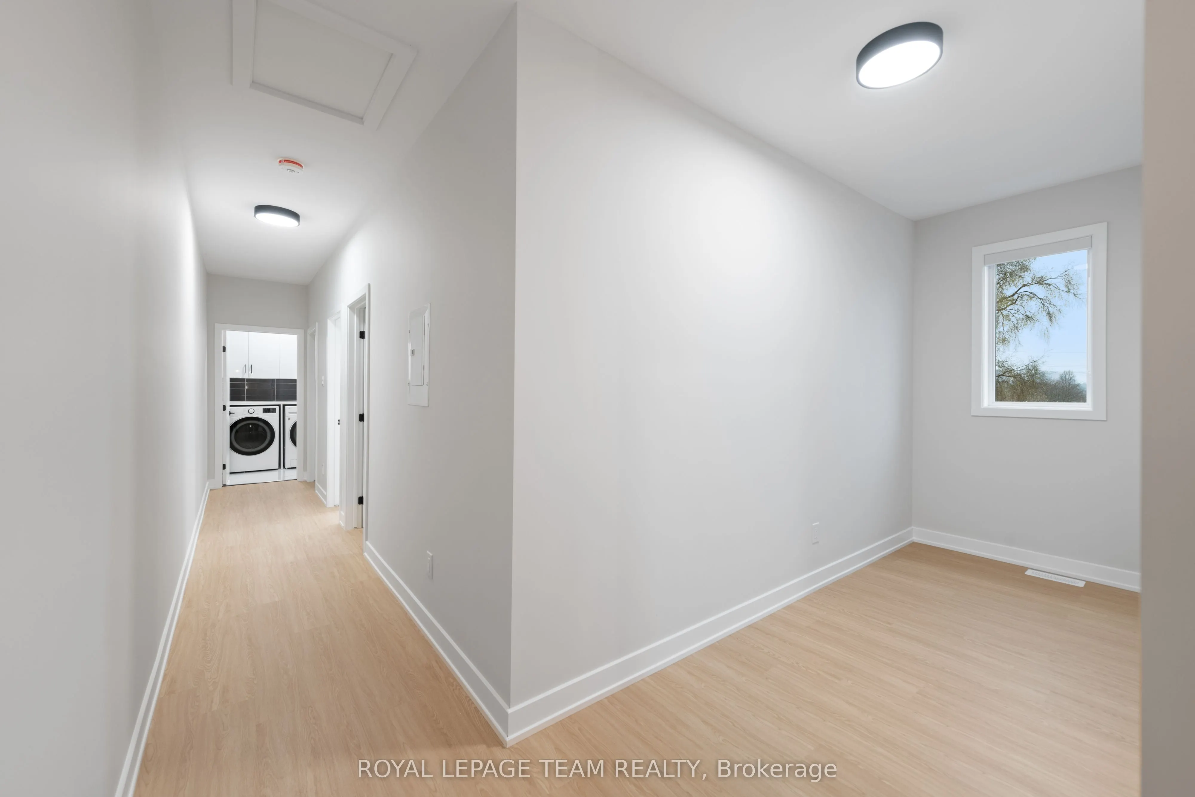 49 GROSVENOR Avenue #3