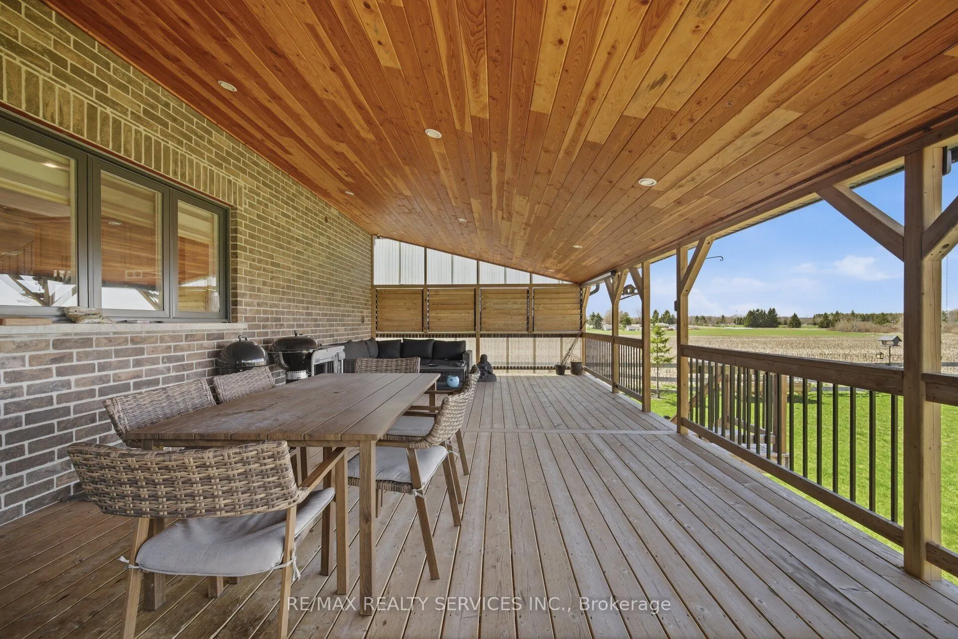 9522 Wellington 22 Road