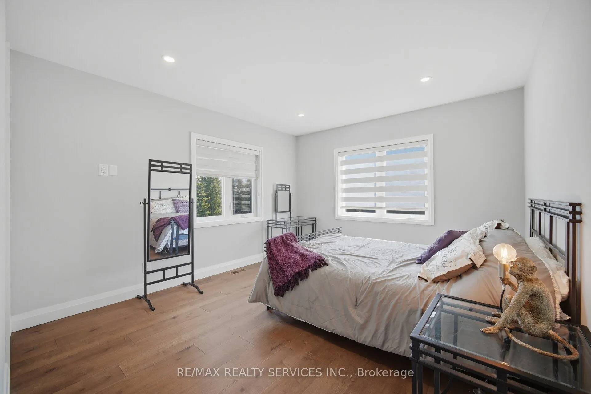9522 Wellington 22 Road