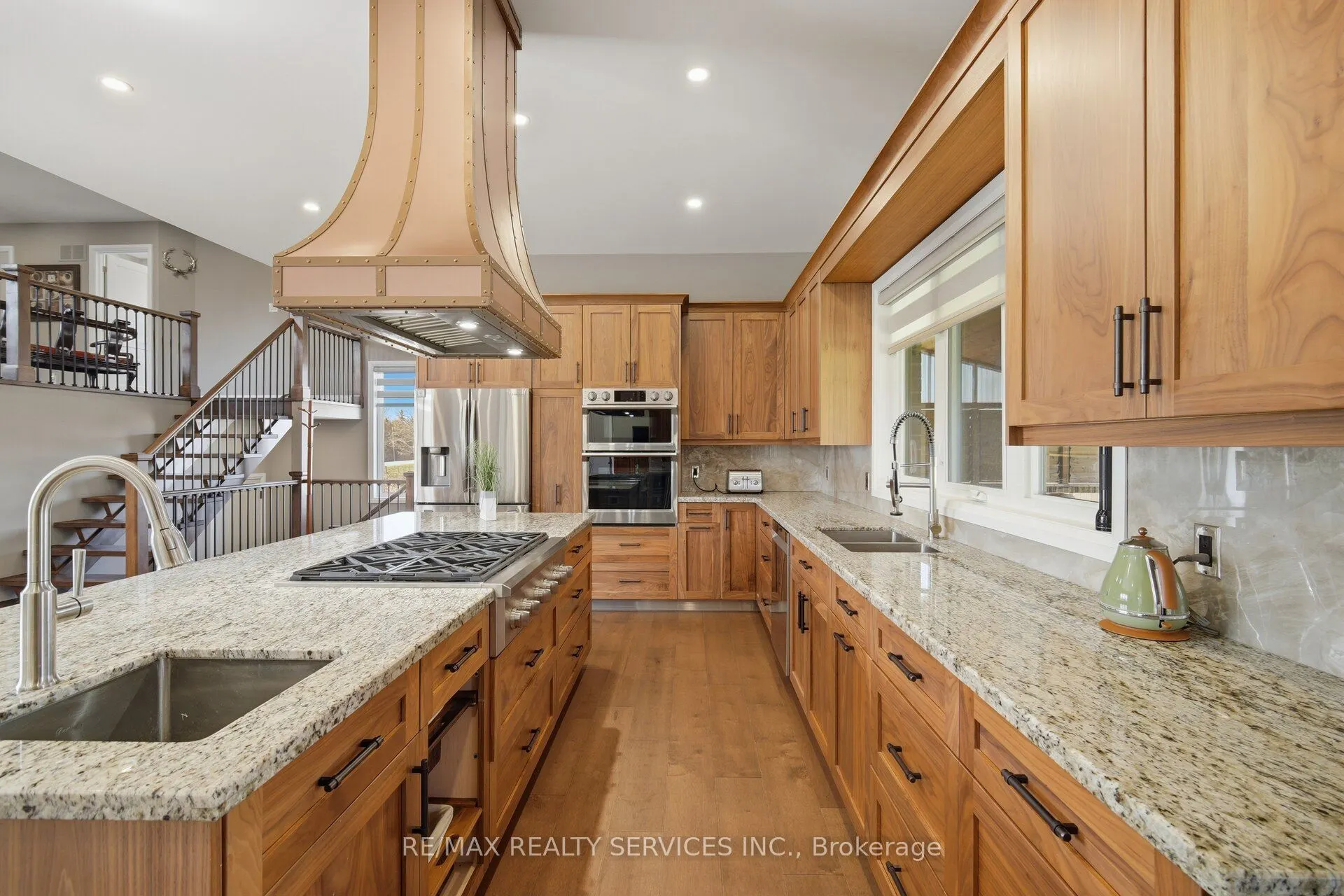 9522 Wellington 22 Road