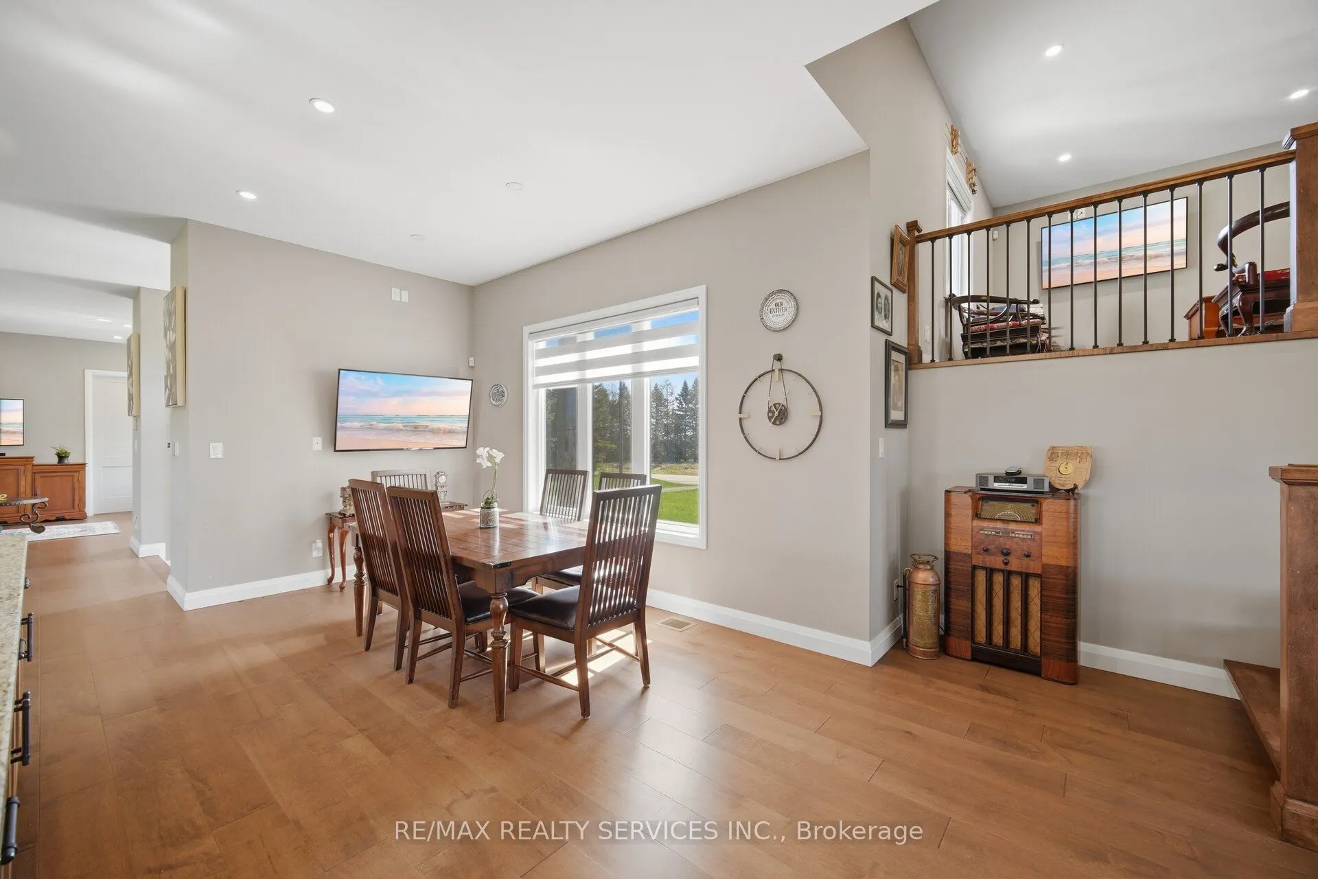 9522 Wellington 22 Road